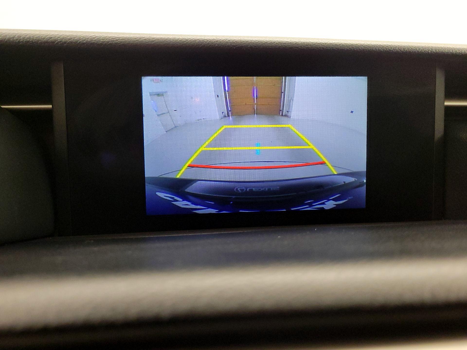 Thumbnail: 2016 Lexus IS - 15