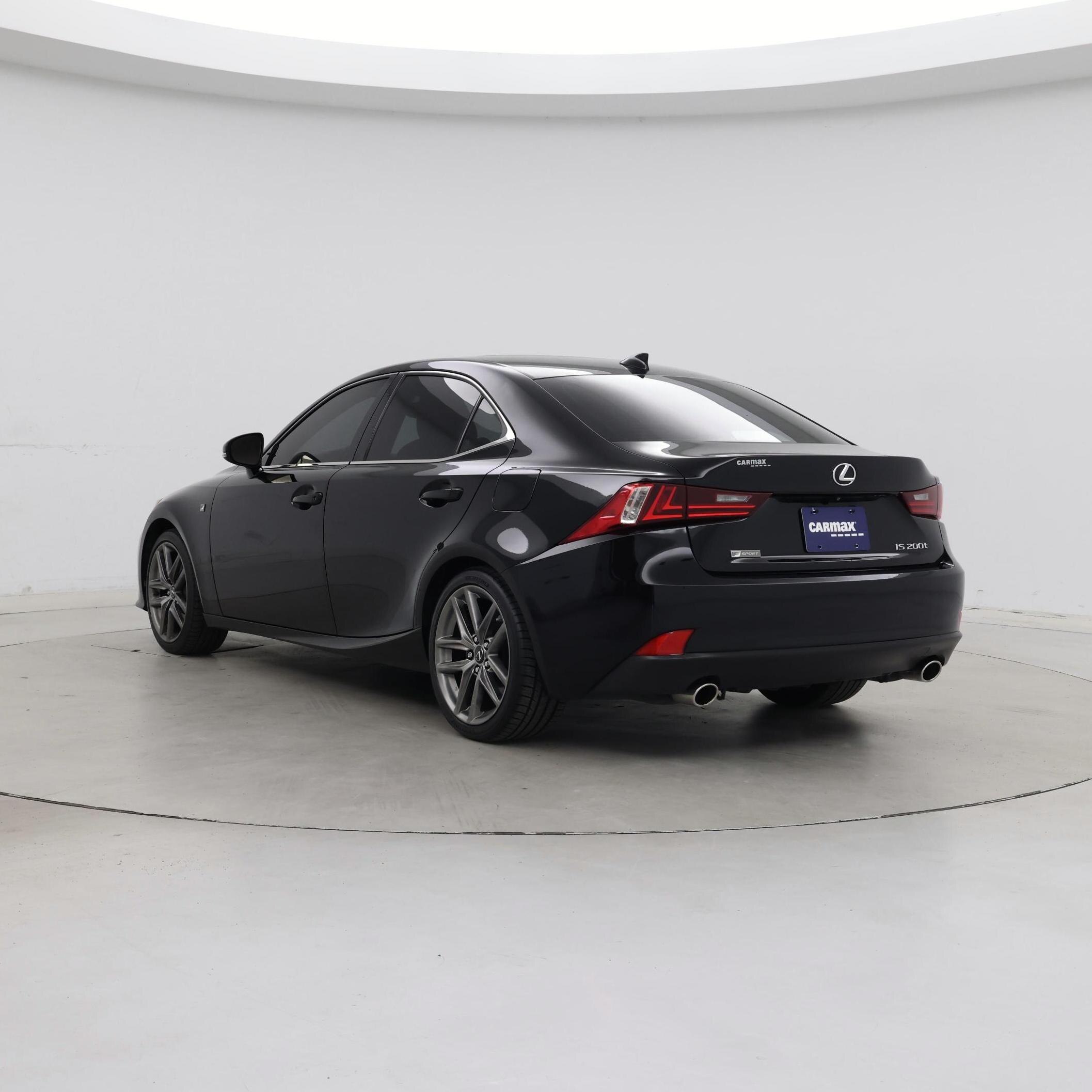 Thumbnail: 2016 Lexus IS - 2