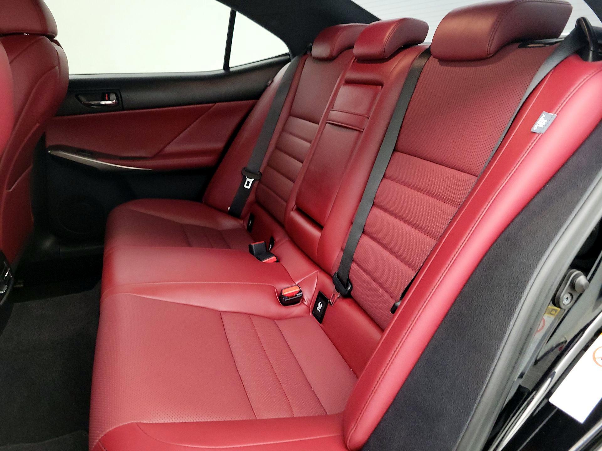 Thumbnail: 2016 Lexus IS - 20