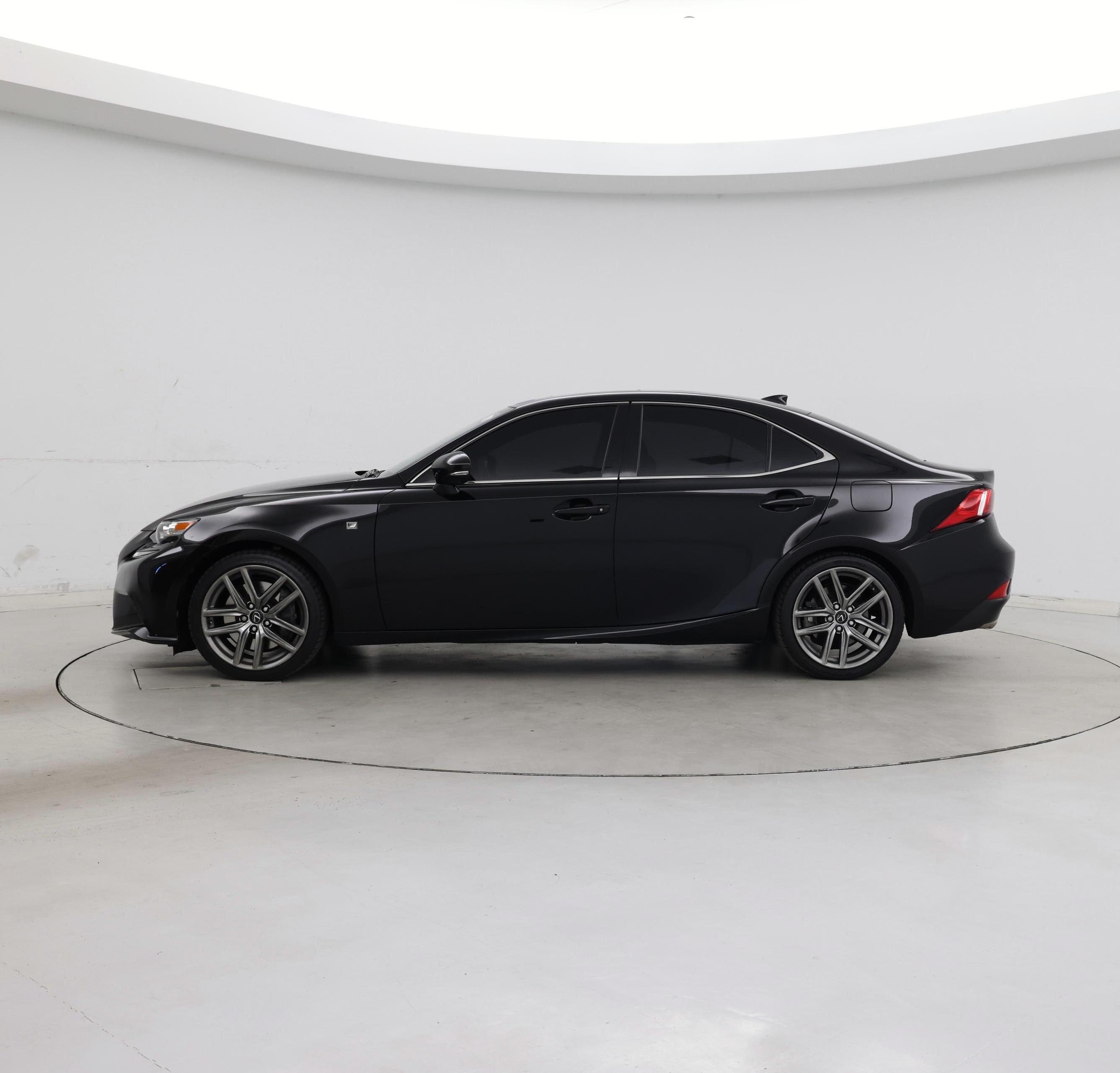 Thumbnail: 2016 Lexus IS - 3