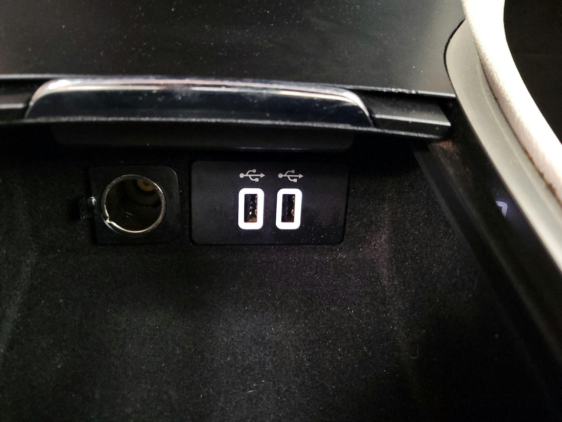 Thumbnail: 2017 Lincoln MKC - 19