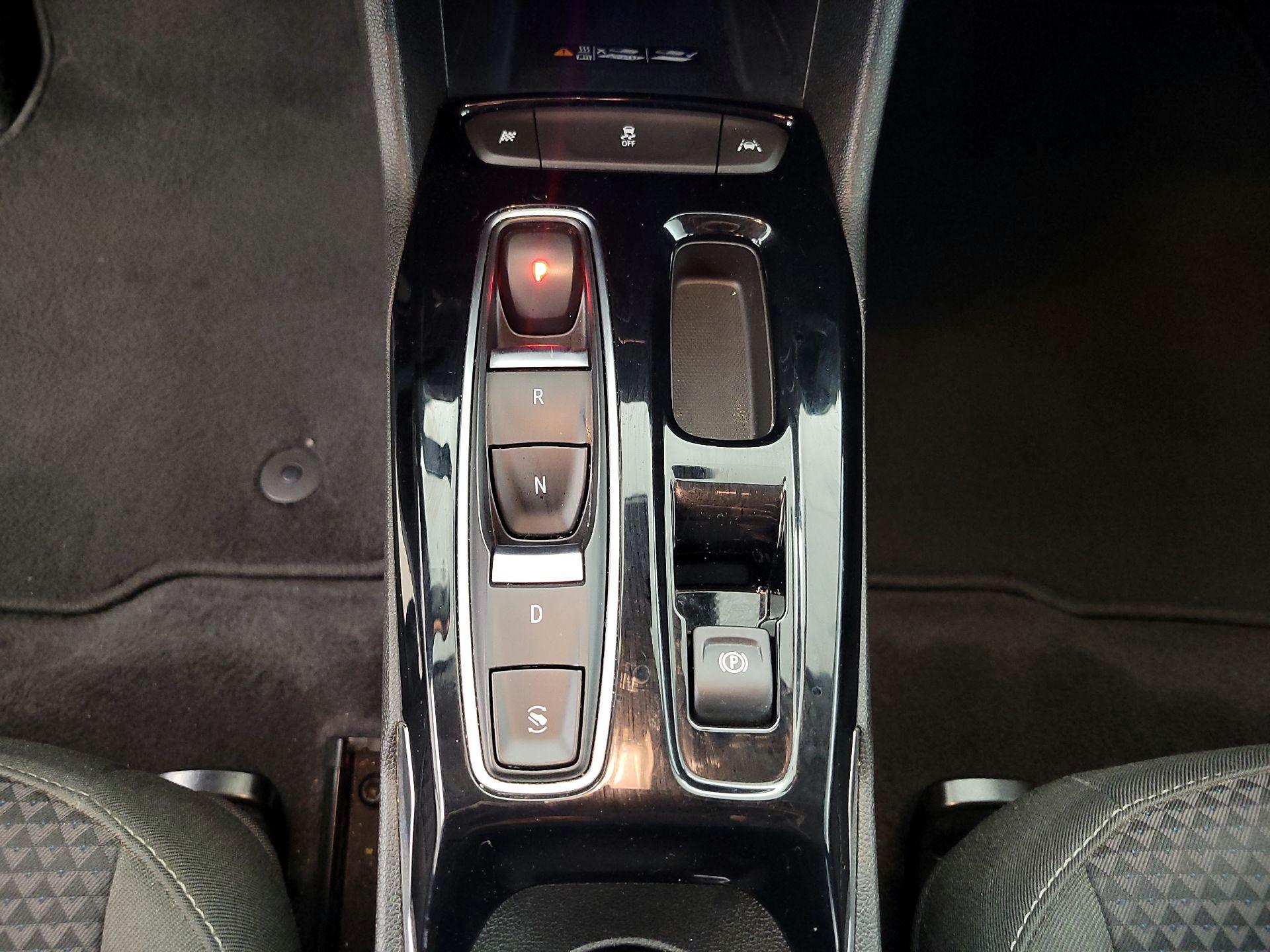 Thumbnail: 2022 Chevrolet Bolt EUV - 17