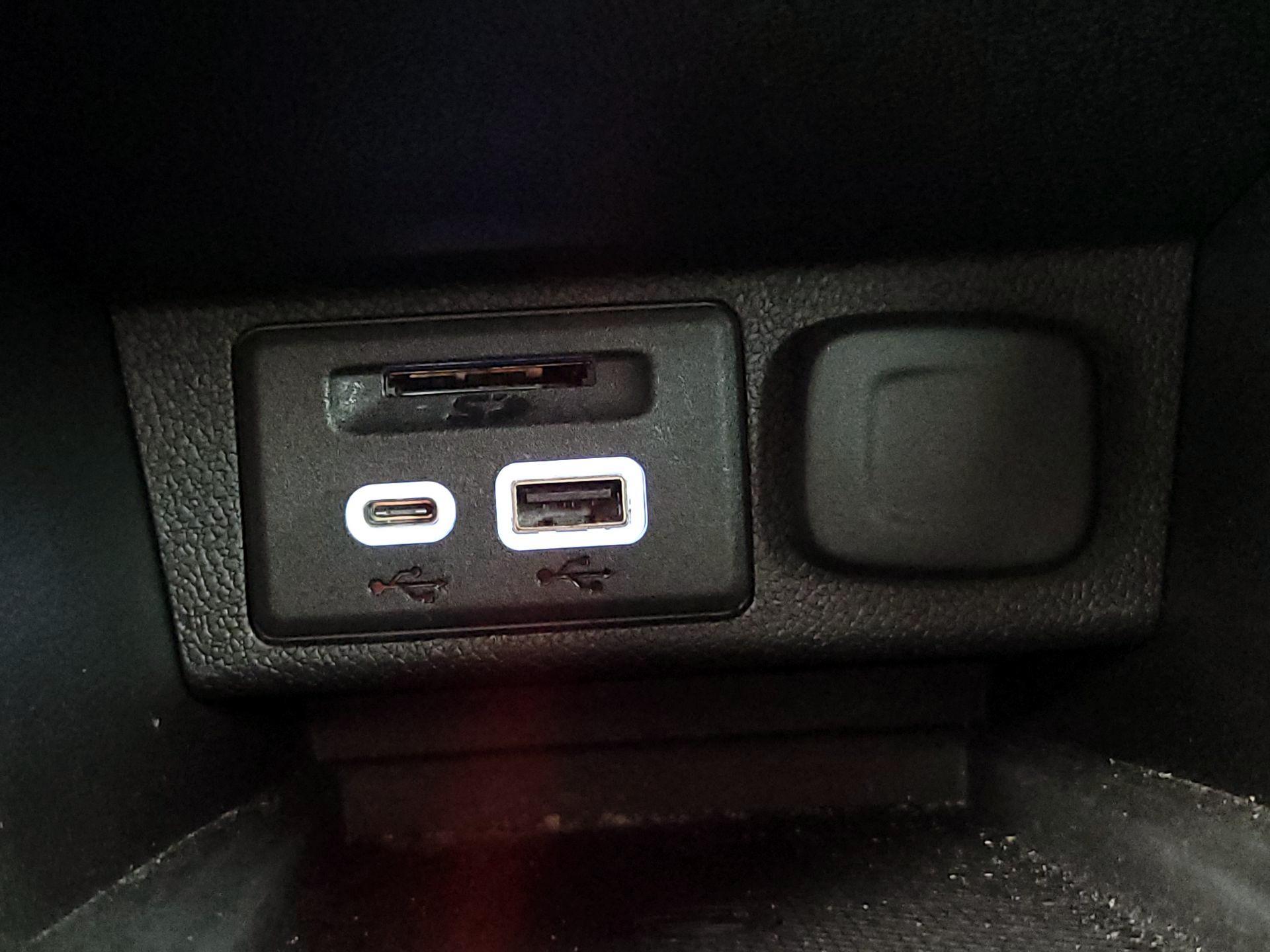 Thumbnail: 2022 Chevrolet Bolt EUV - 18