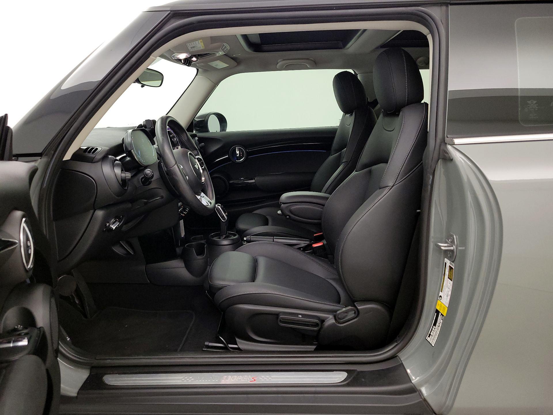 Thumbnail: 2023 MINI Cooper Hardtop - 11