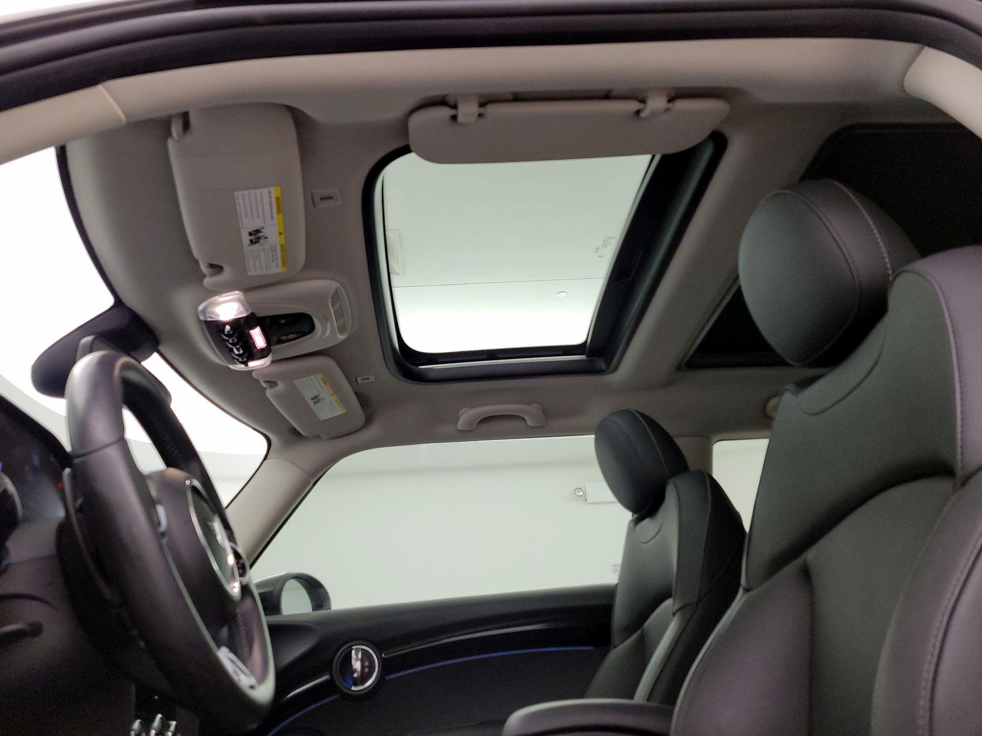 Thumbnail: 2023 MINI Cooper Hardtop - 19