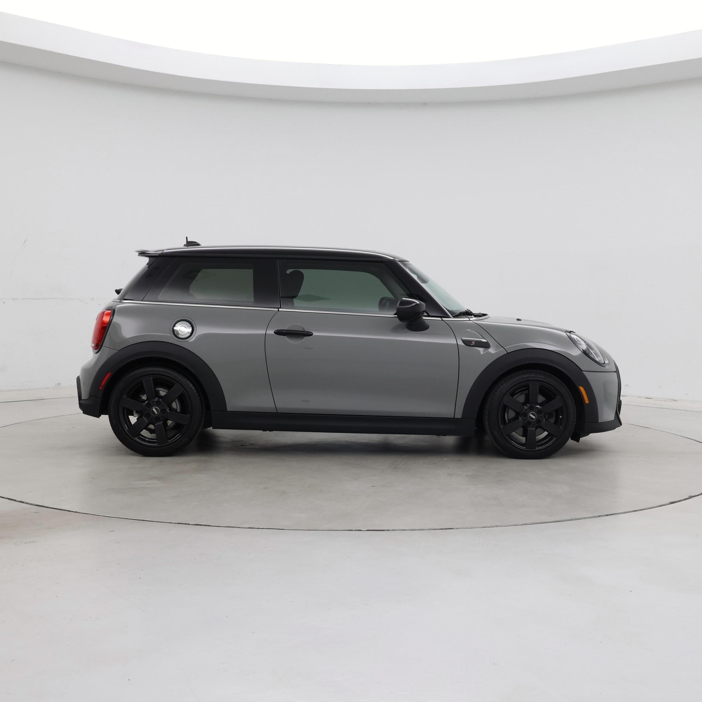 Thumbnail: 2023 MINI Cooper Hardtop - 7