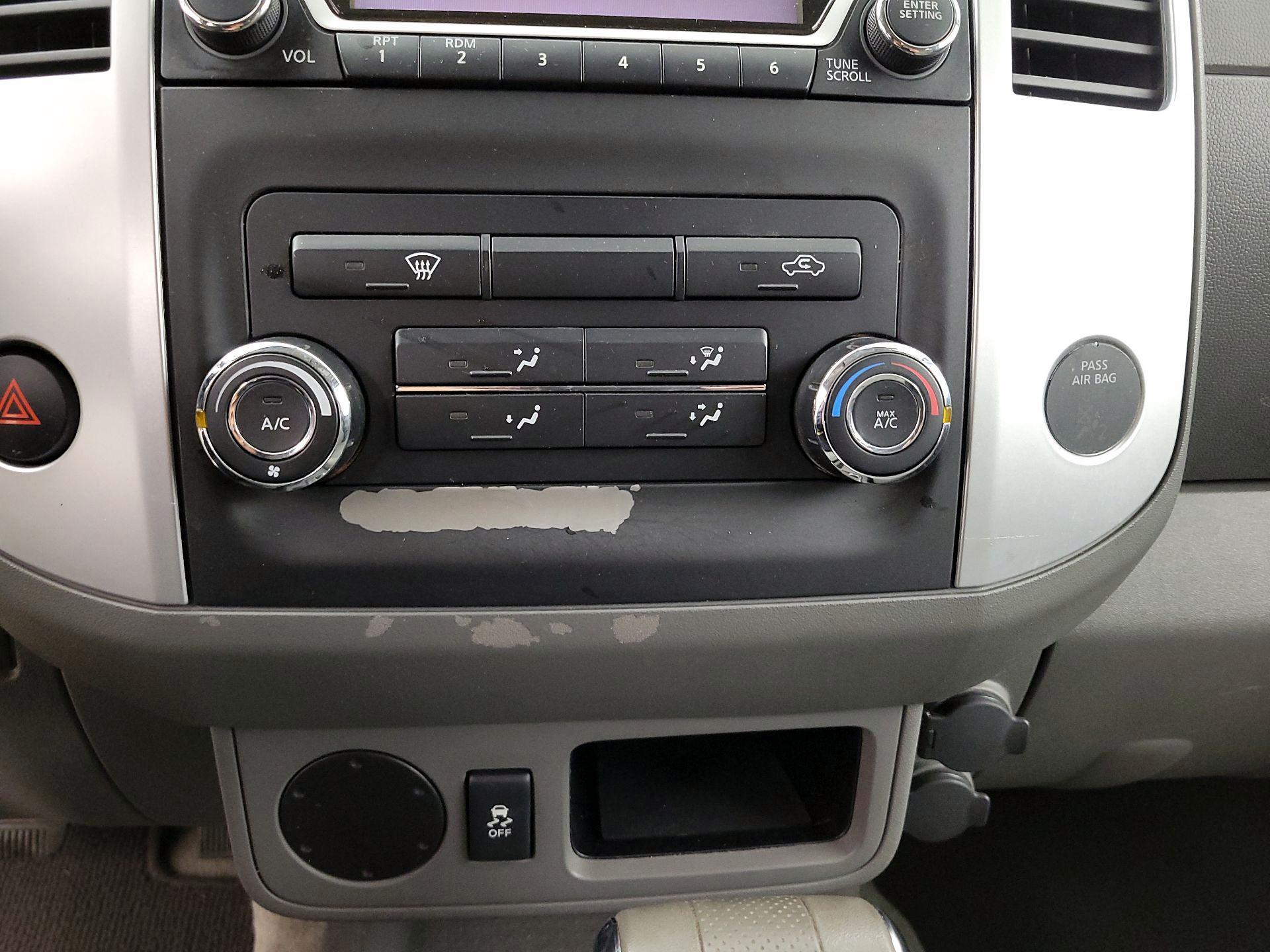 Thumbnail: 2015 Nissan Frontier - 15