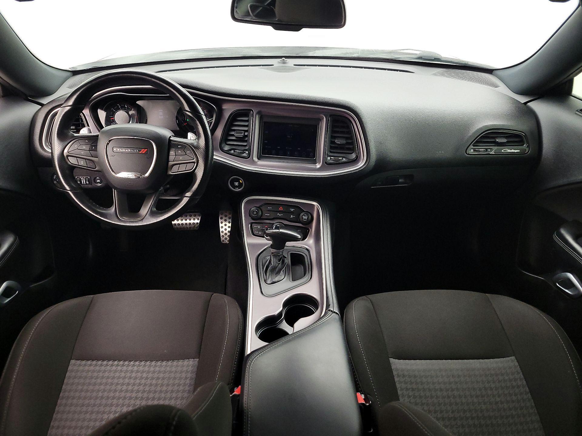 Thumbnail: 2021 Dodge Challenger - 9