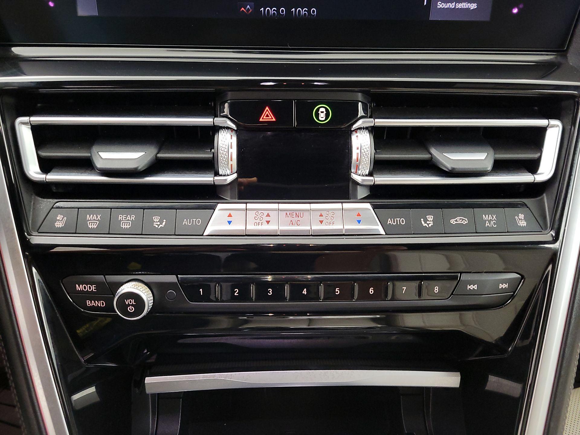 Thumbnail: 2022 BMW 8 Series - 17