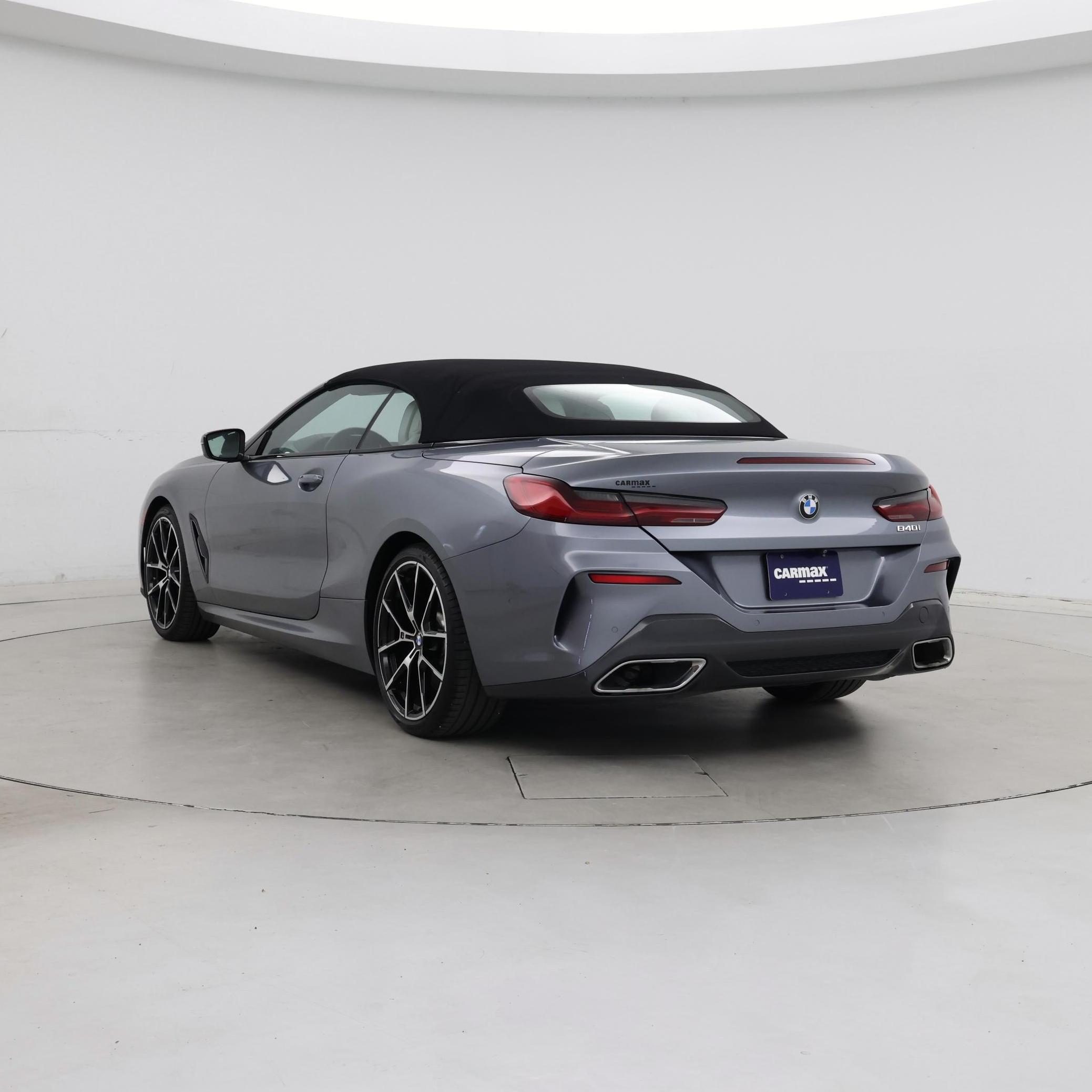 Thumbnail: 2022 BMW 8 Series - 2