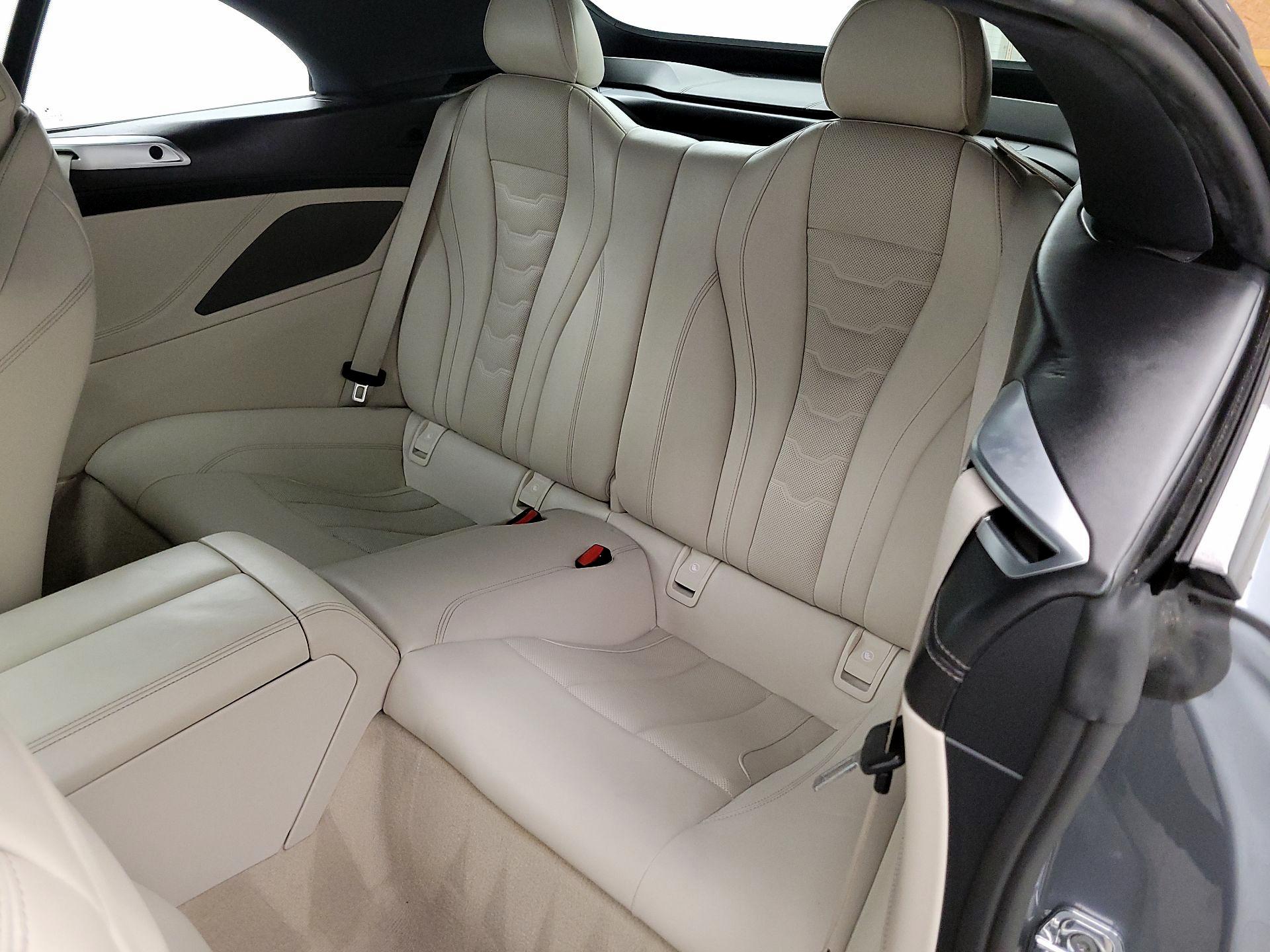 Thumbnail: 2022 BMW 8 Series - 20