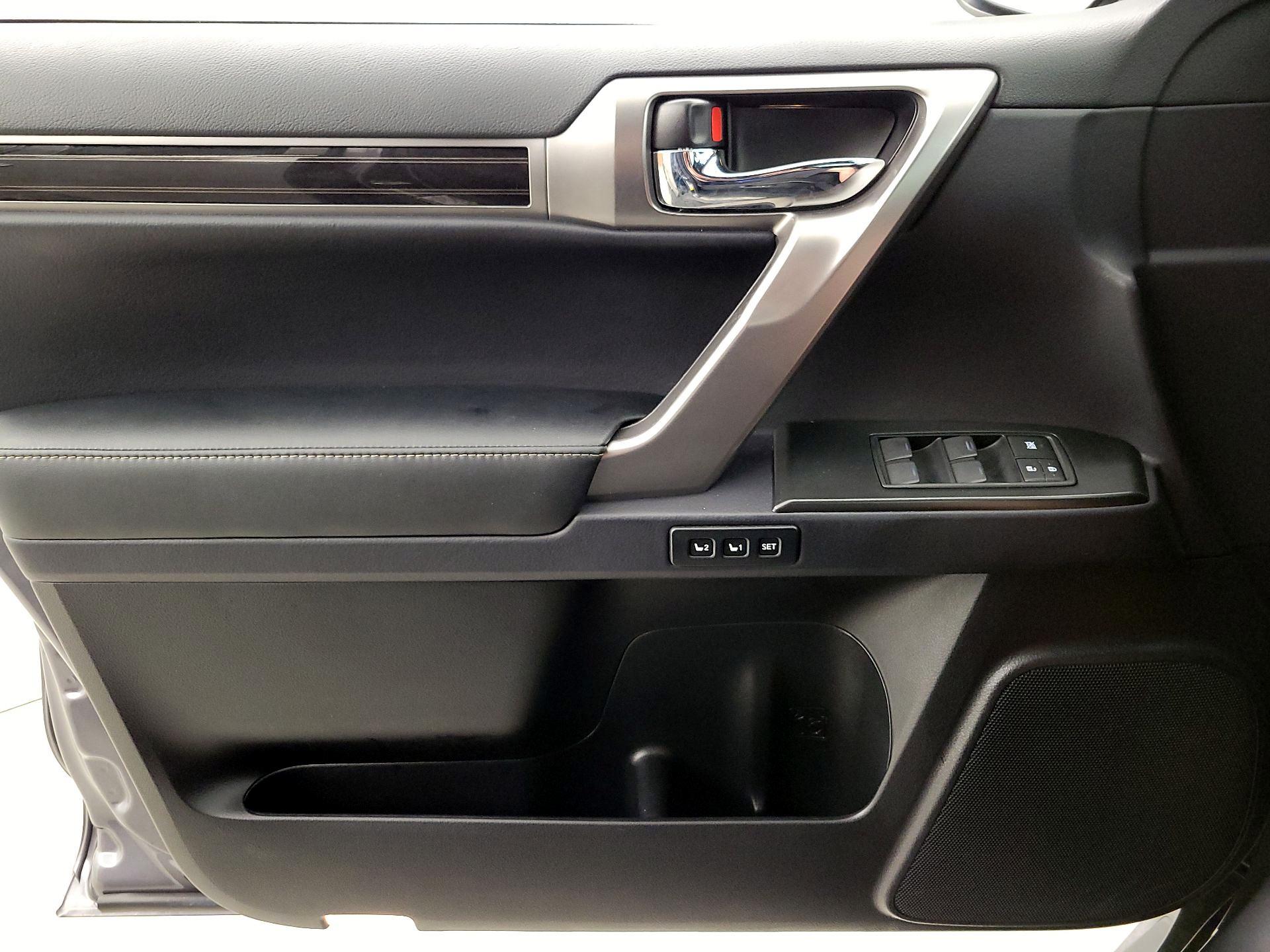 Thumbnail: 2023 Lexus GX - 12