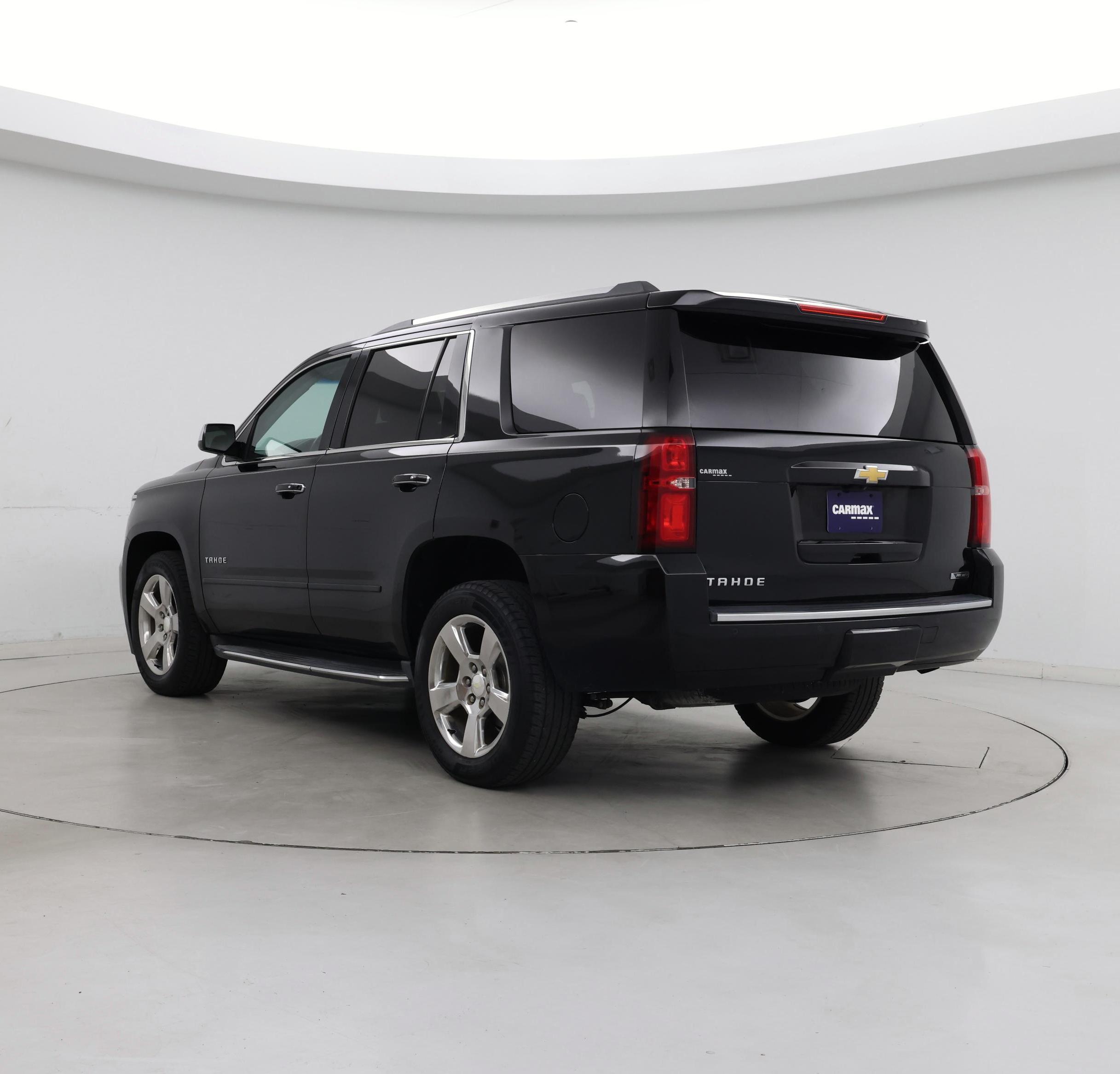 Thumbnail: 2017 Chevrolet Tahoe - 2