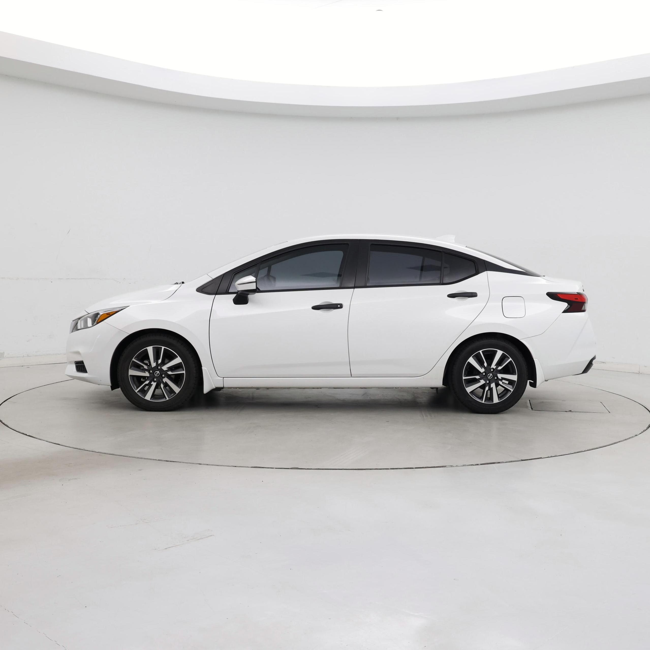 Thumbnail: 2021 Nissan Versa - 3