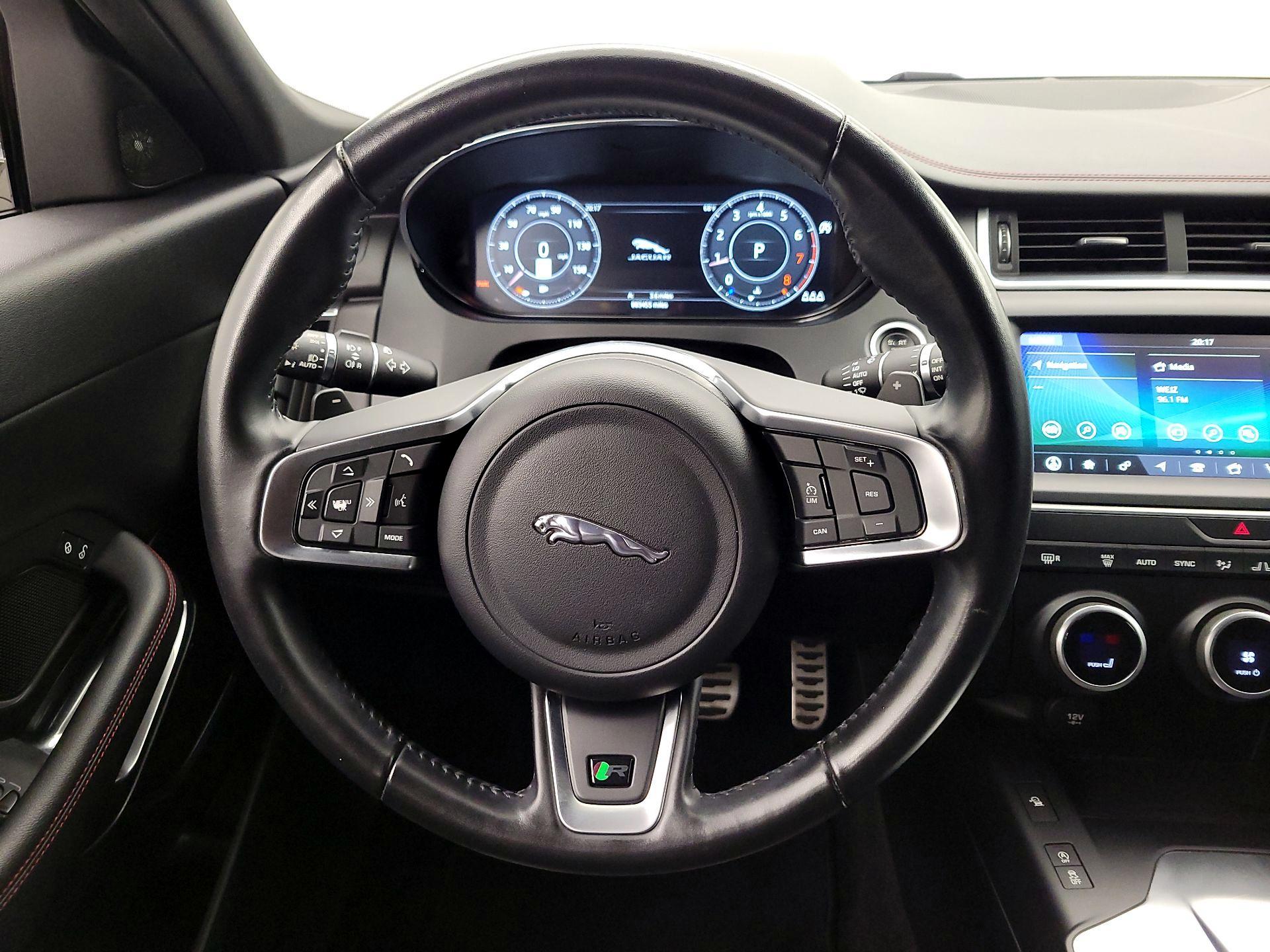 Thumbnail: 2020 Jaguar E-Pace - 10