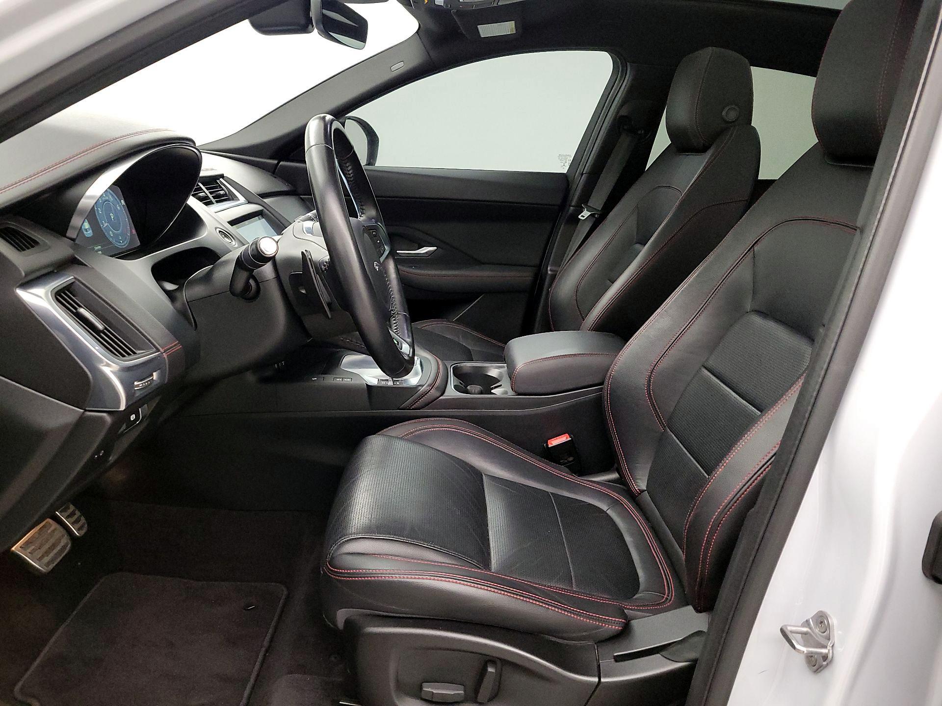 Thumbnail: 2020 Jaguar E-Pace - 11