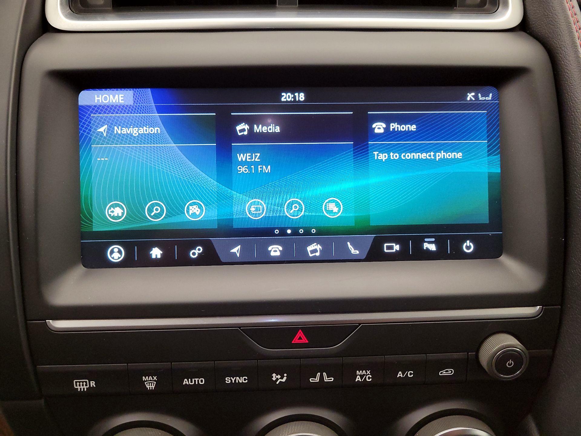 Thumbnail: 2020 Jaguar E-Pace - 16