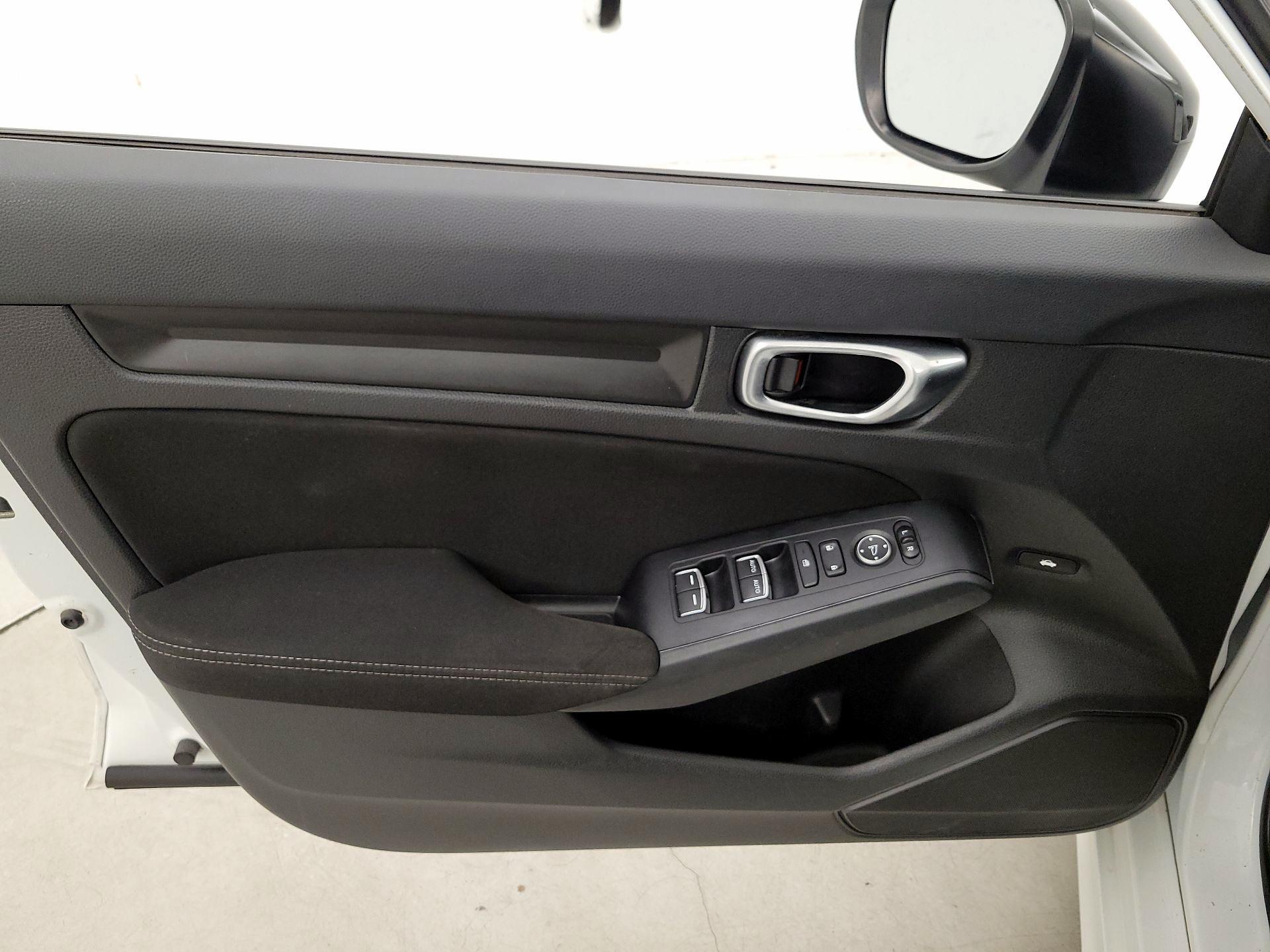 Thumbnail: 2023 Honda Civic - 12