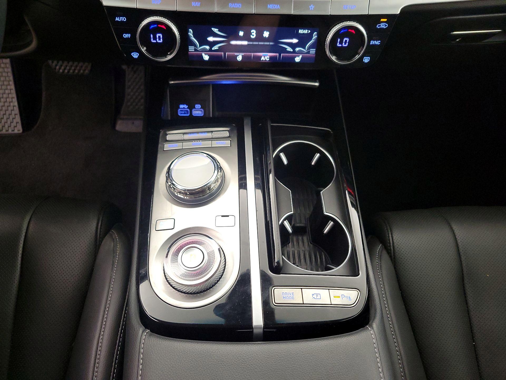 Thumbnail: 2024 Genesis G80 - 18