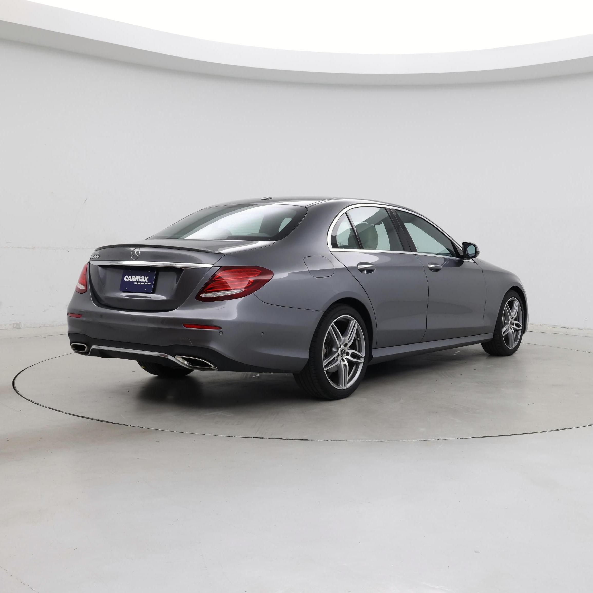 Thumbnail: 2018 Mercedes-Benz E-Class - 8