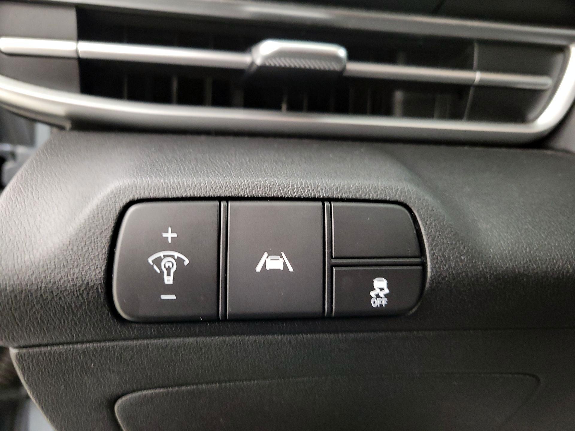 Thumbnail: 2022 Hyundai Elantra - 13