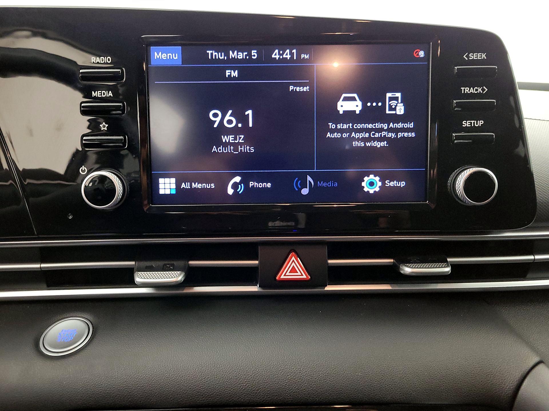 Thumbnail: 2022 Hyundai Elantra - 15