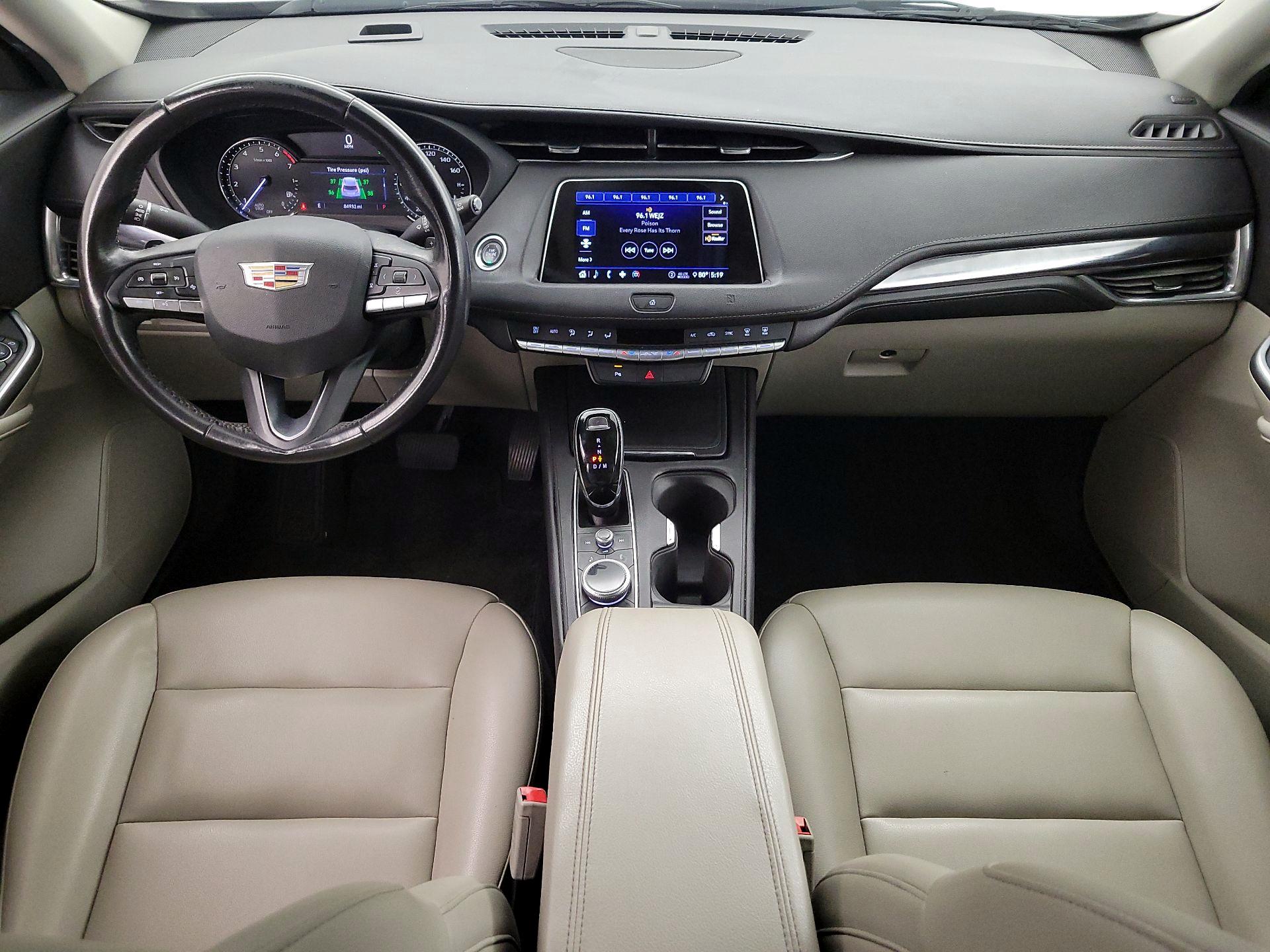 Thumbnail: 2020 Cadillac XT4 - 9