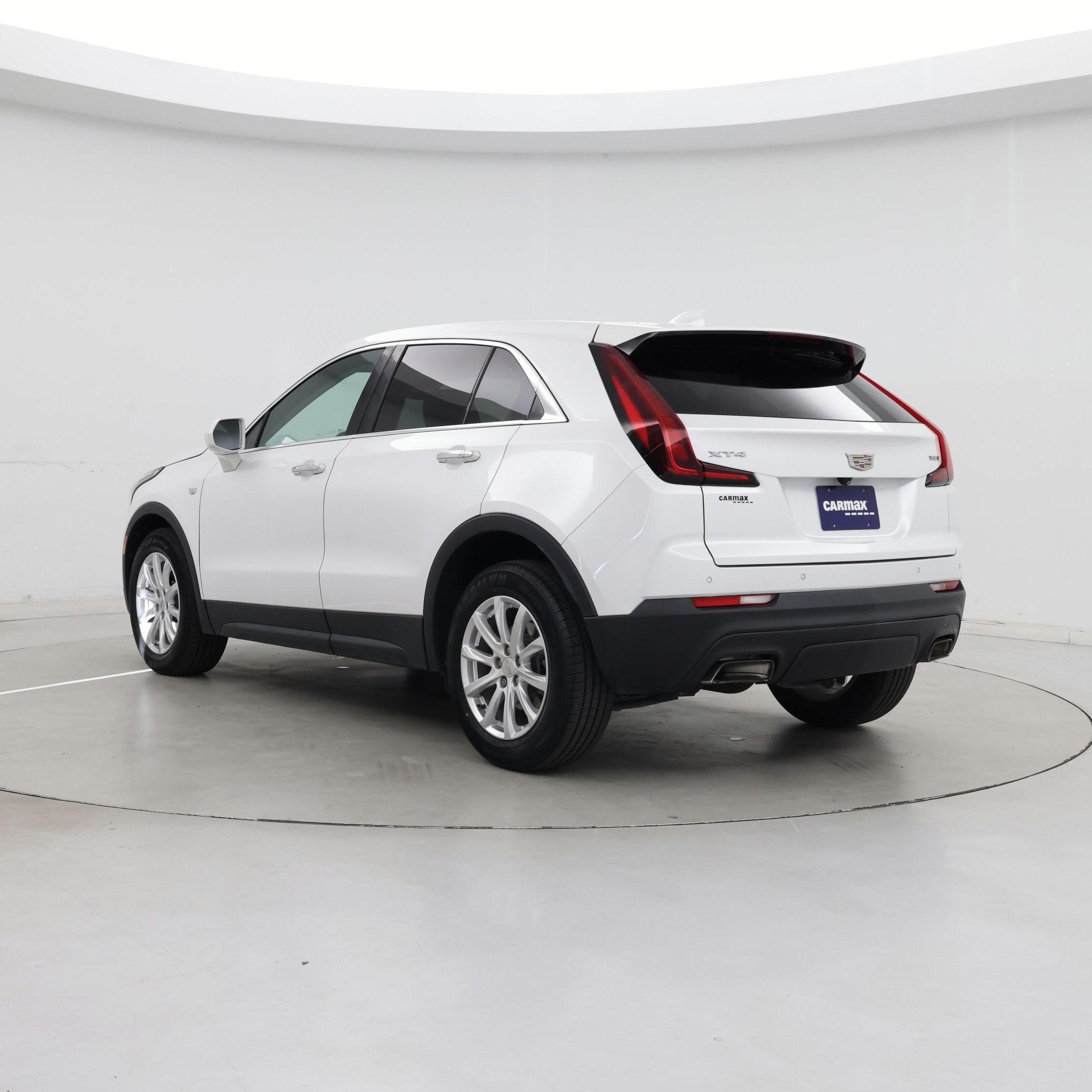 Thumbnail: 2020 Cadillac XT4 - 2