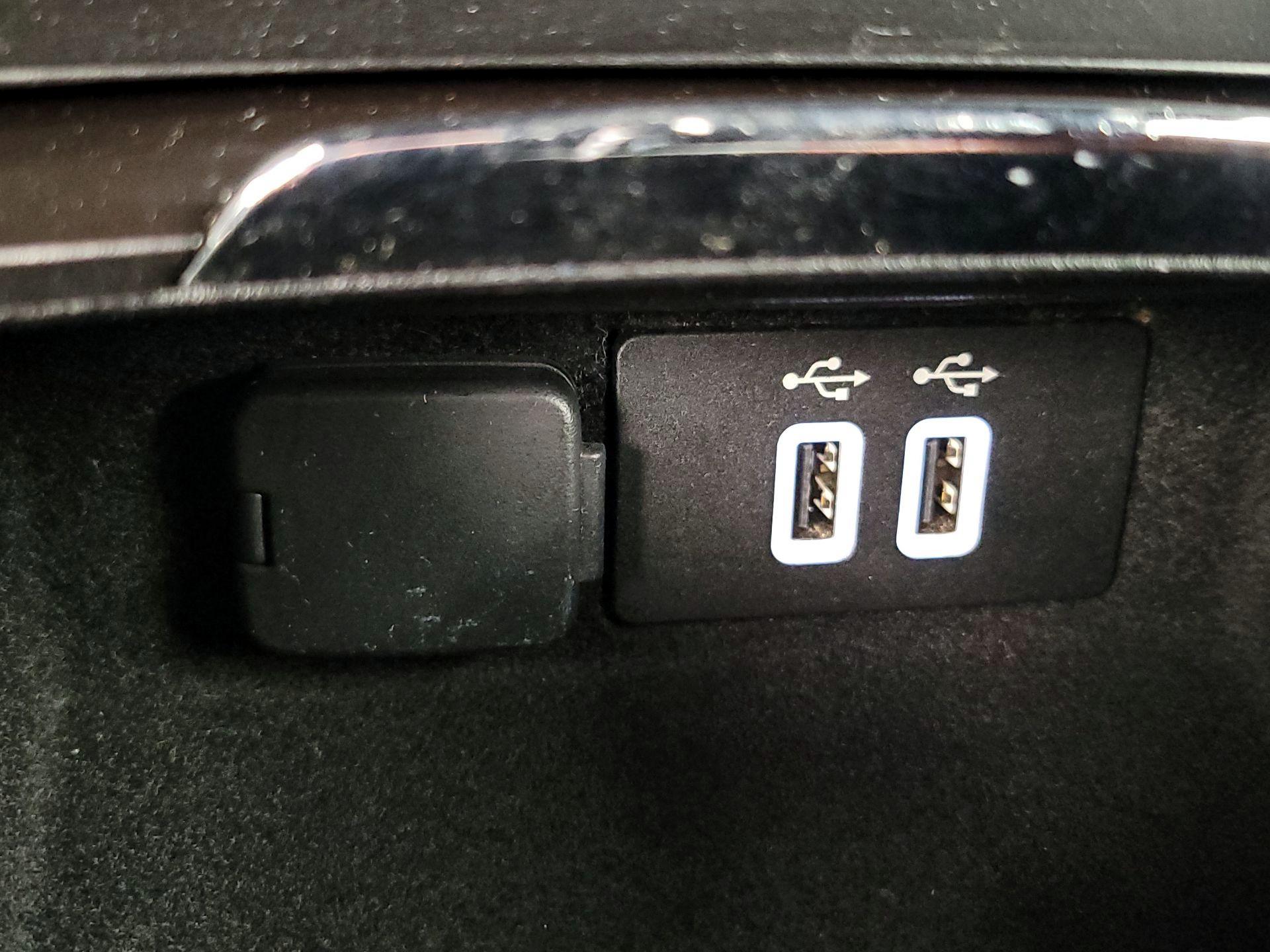 Thumbnail: 2019 Lincoln MKC - 18