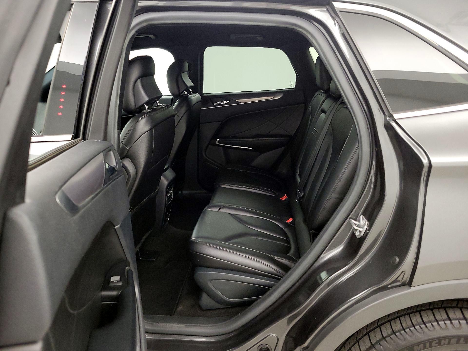 Thumbnail: 2019 Lincoln MKC - 19