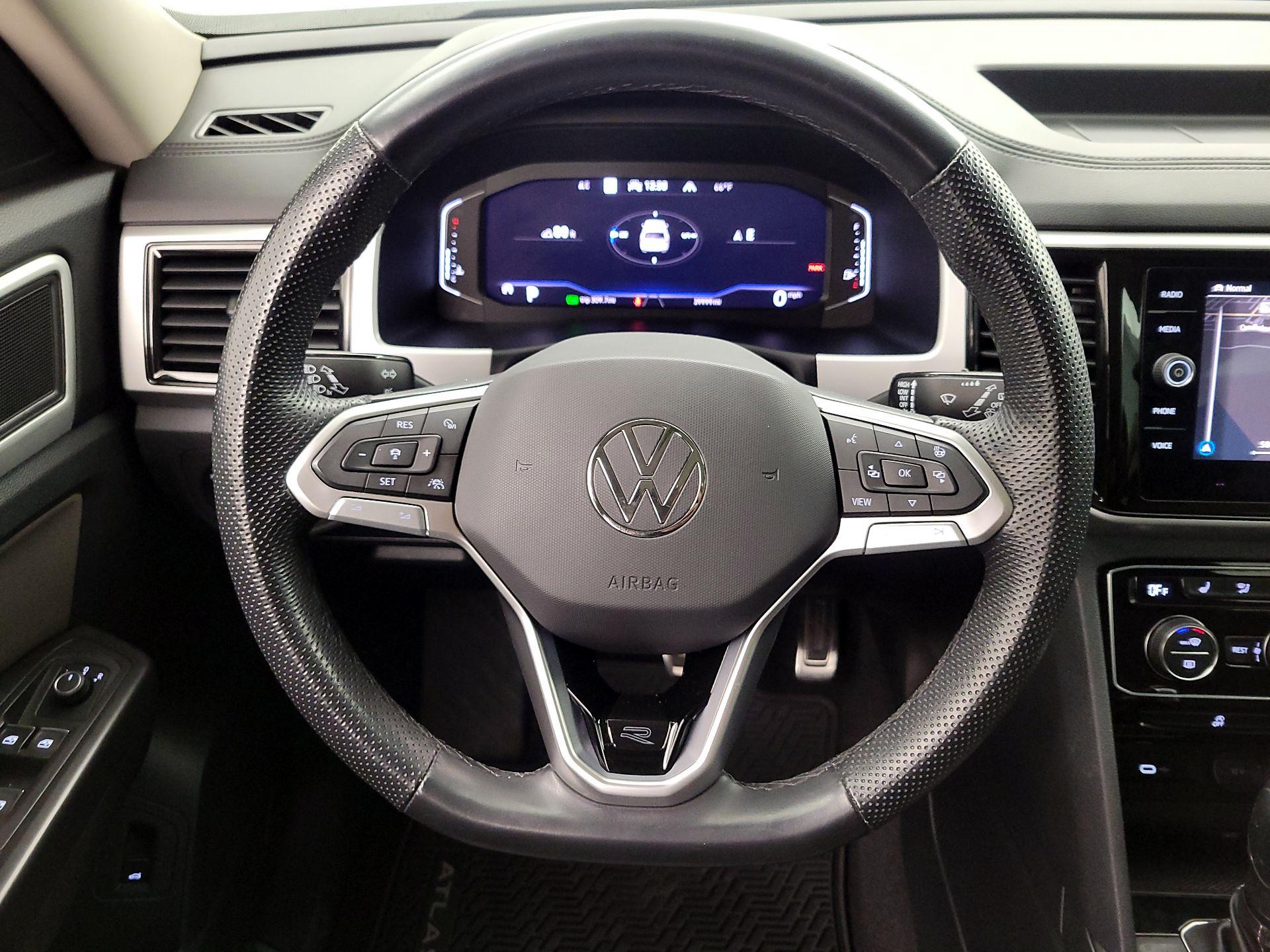 Thumbnail: 2023 Volkswagen Atlas - 10