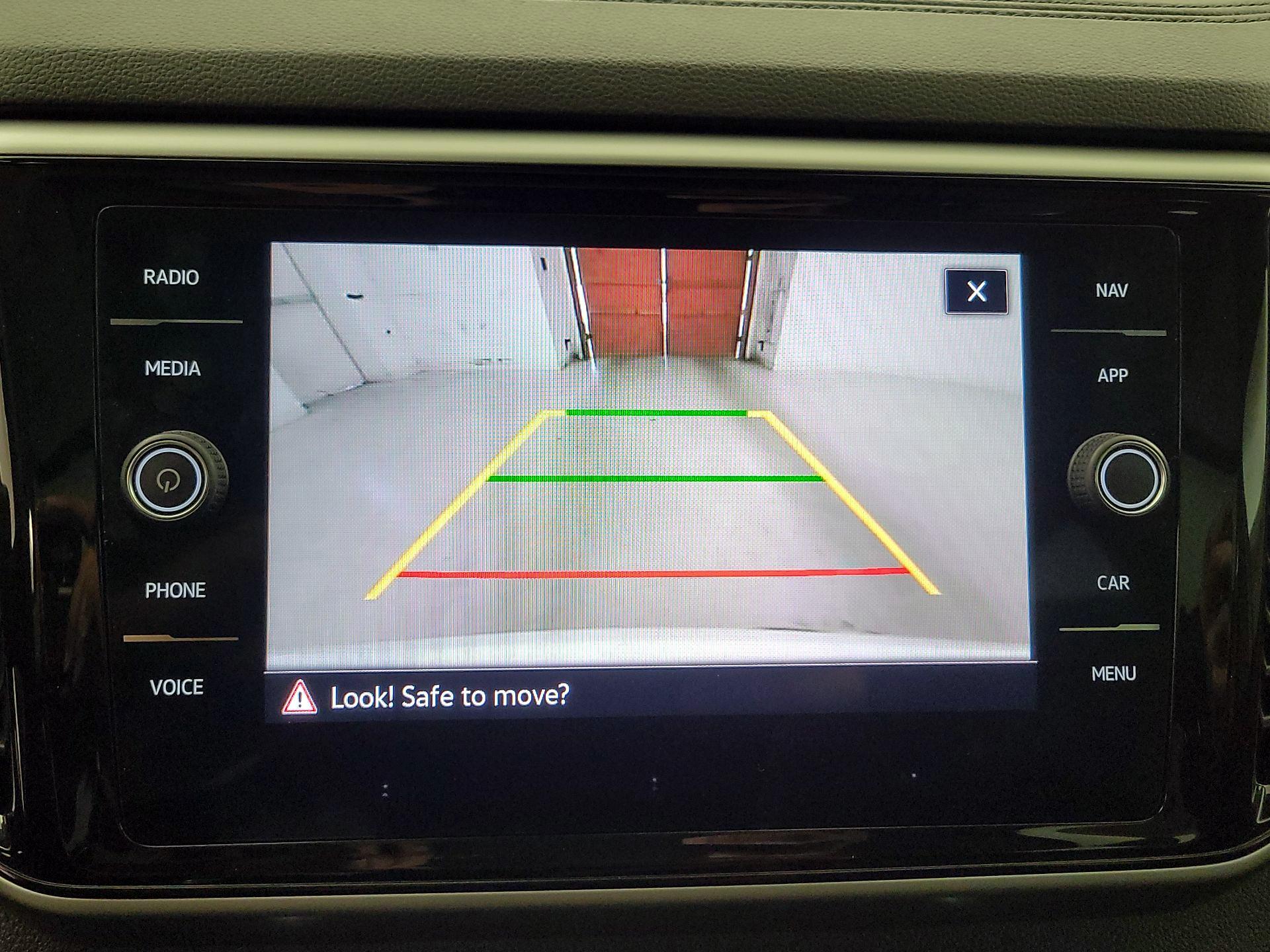 Thumbnail: 2023 Volkswagen Atlas - 15