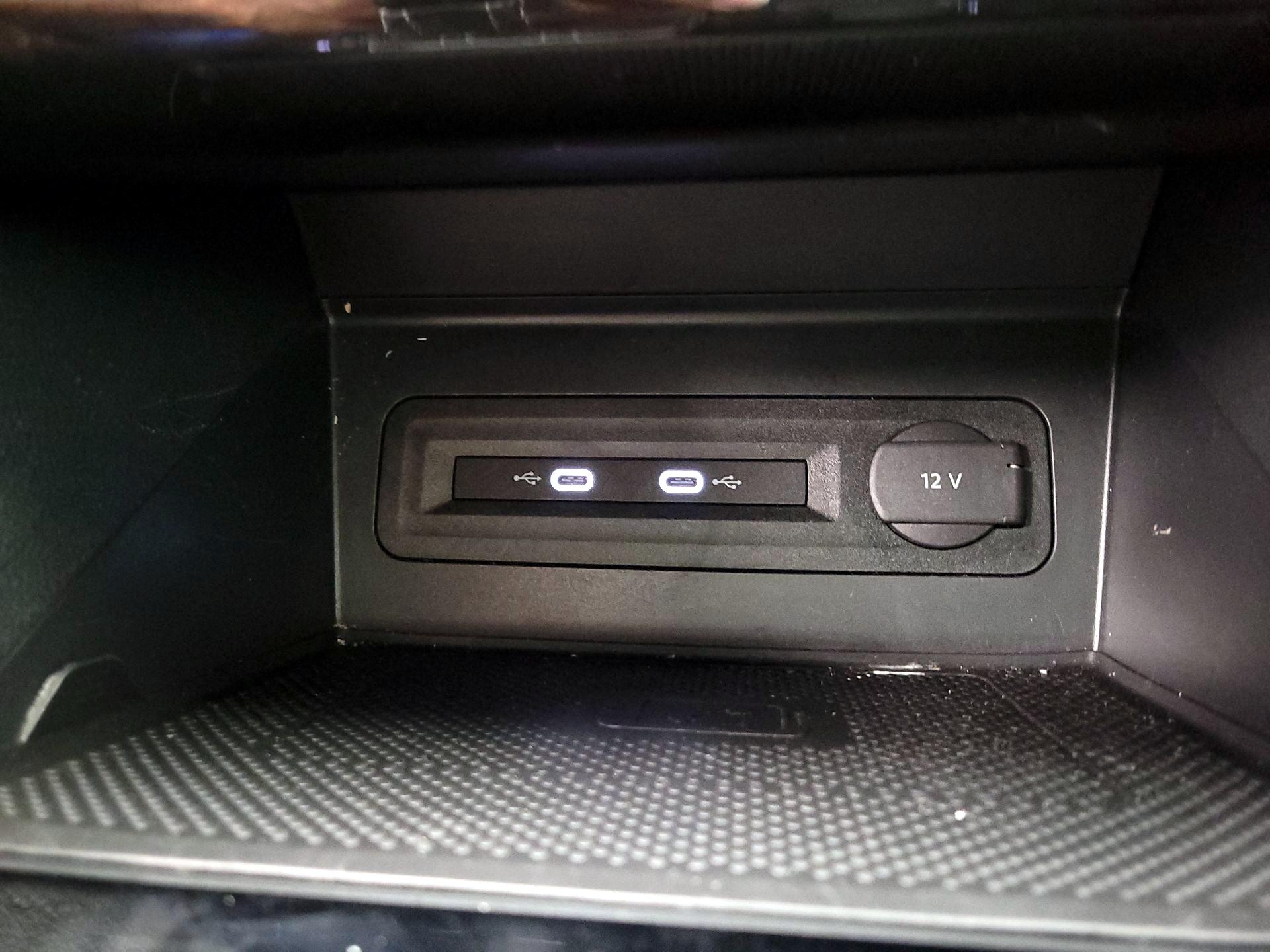 Thumbnail: 2023 Volkswagen Atlas - 19