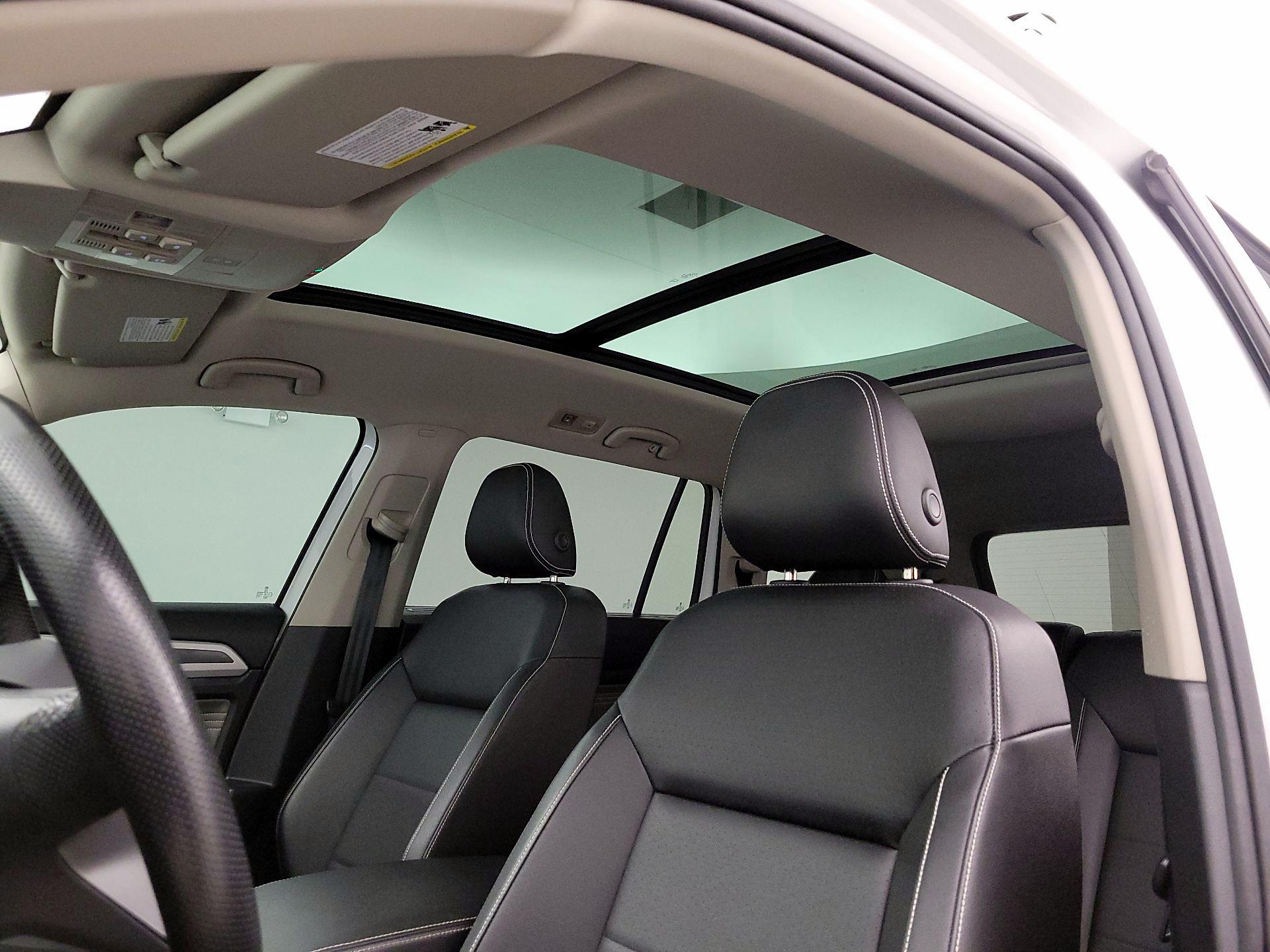 Thumbnail: 2023 Volkswagen Atlas - 20