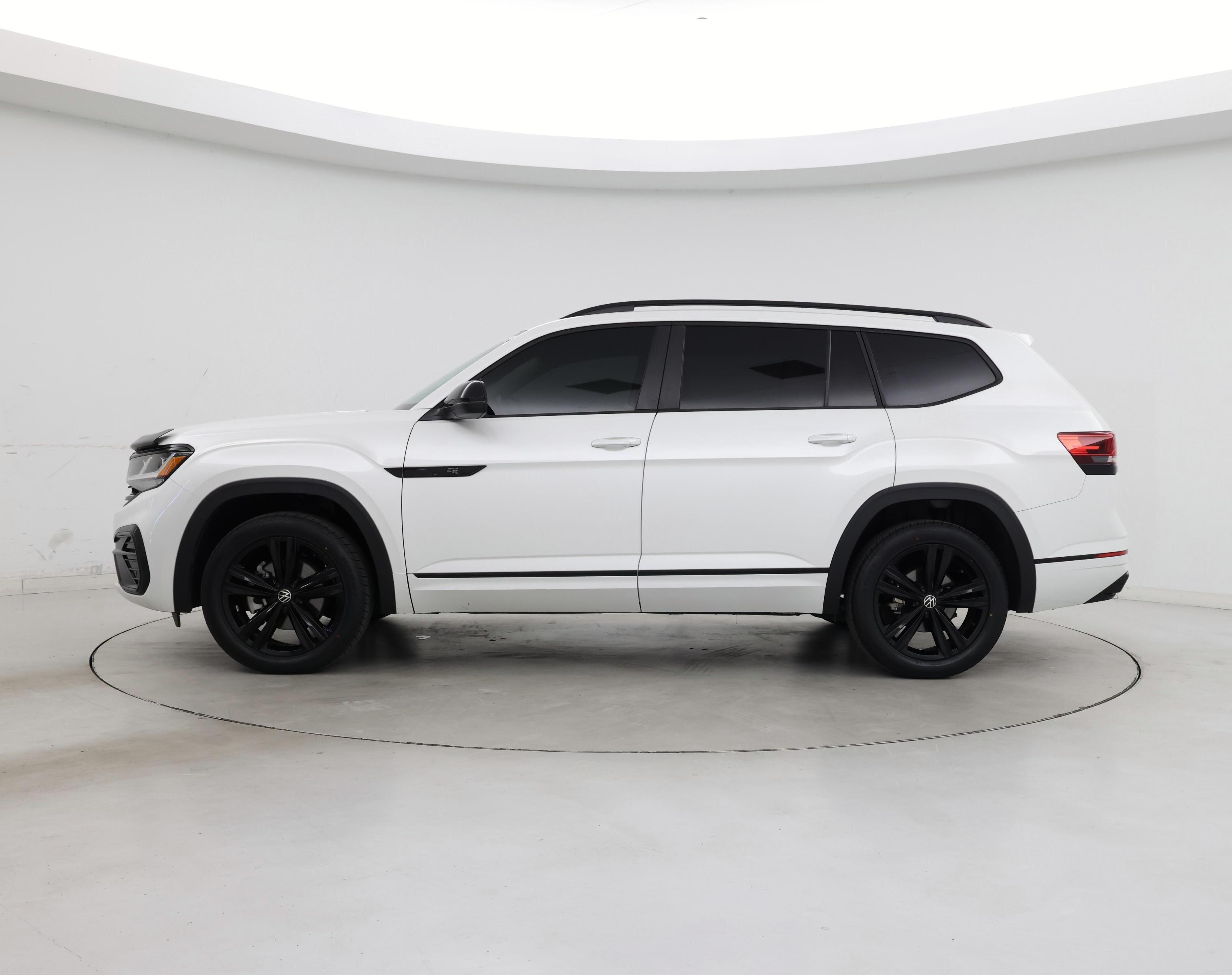 Thumbnail: 2023 Volkswagen Atlas - 3