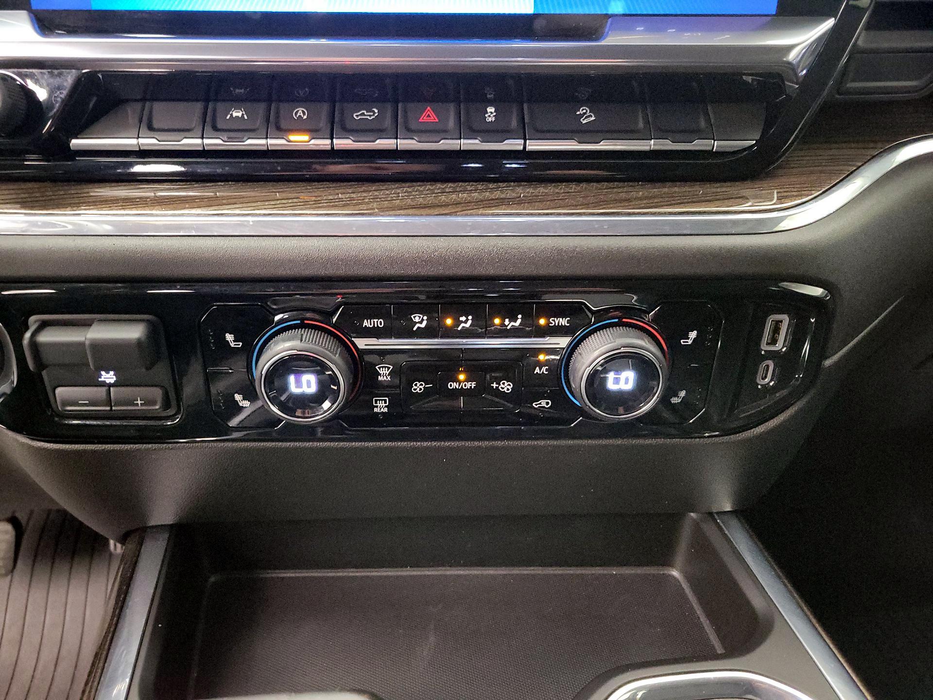 Thumbnail: 2024 Chevrolet Silverado 1500 - 16