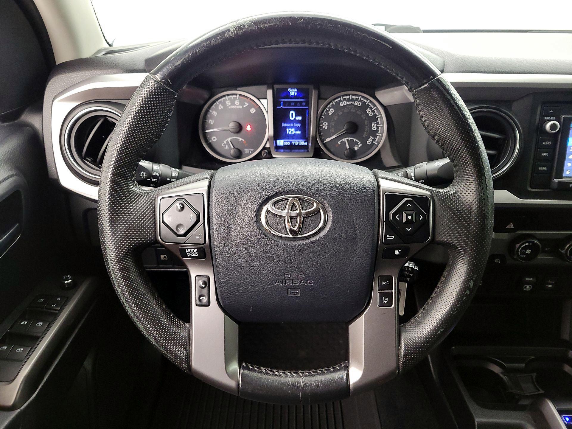 Thumbnail: 2018 Toyota Tacoma - 10