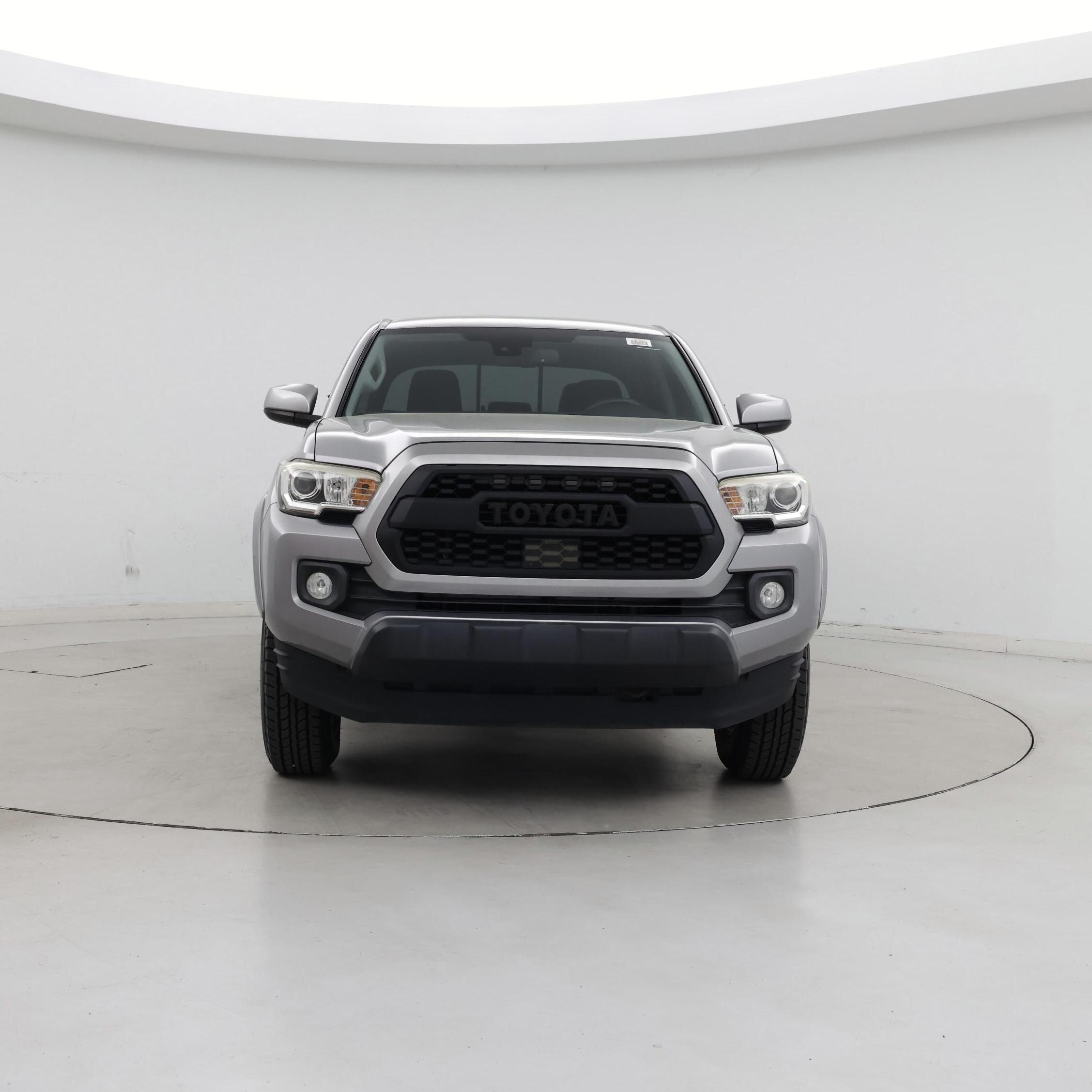 Thumbnail: 2018 Toyota Tacoma - 5