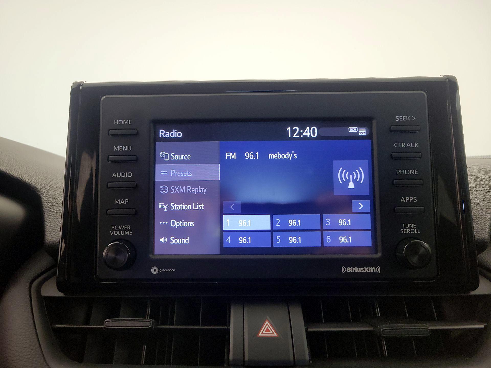 Thumbnail: 2020 Toyota RAV4 - 15