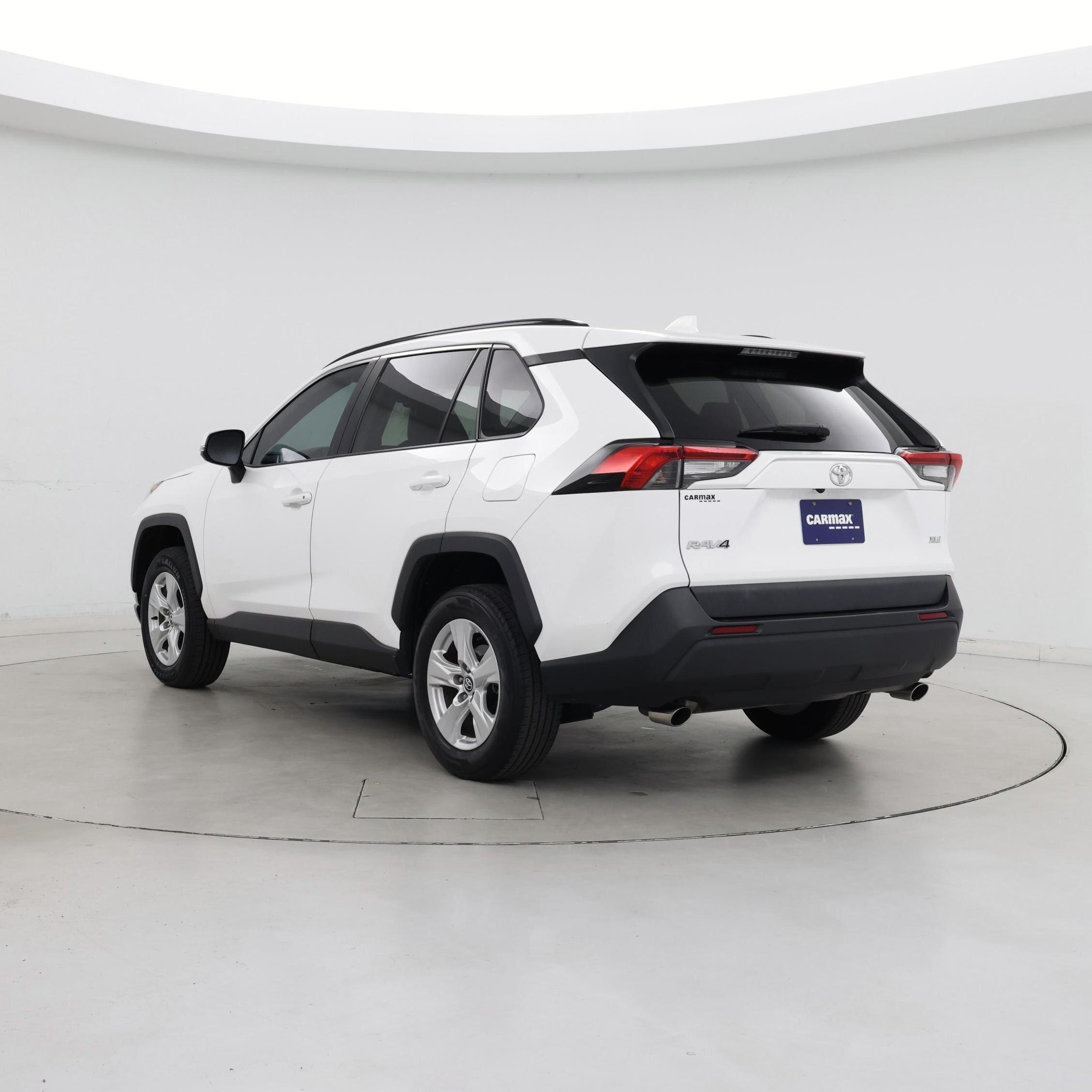 Thumbnail: 2020 Toyota RAV4 - 2