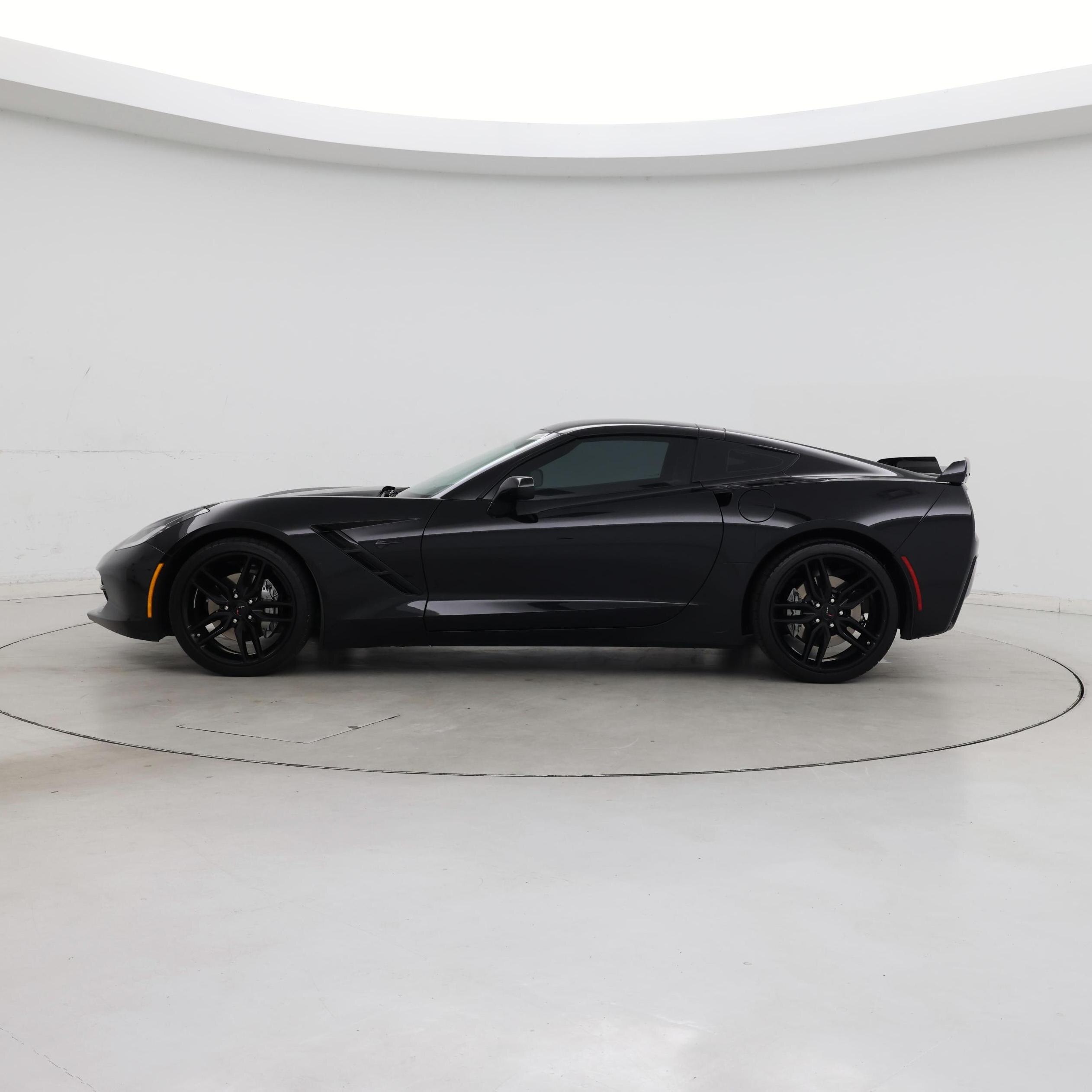 Thumbnail: 2019 Chevrolet Corvette - 3