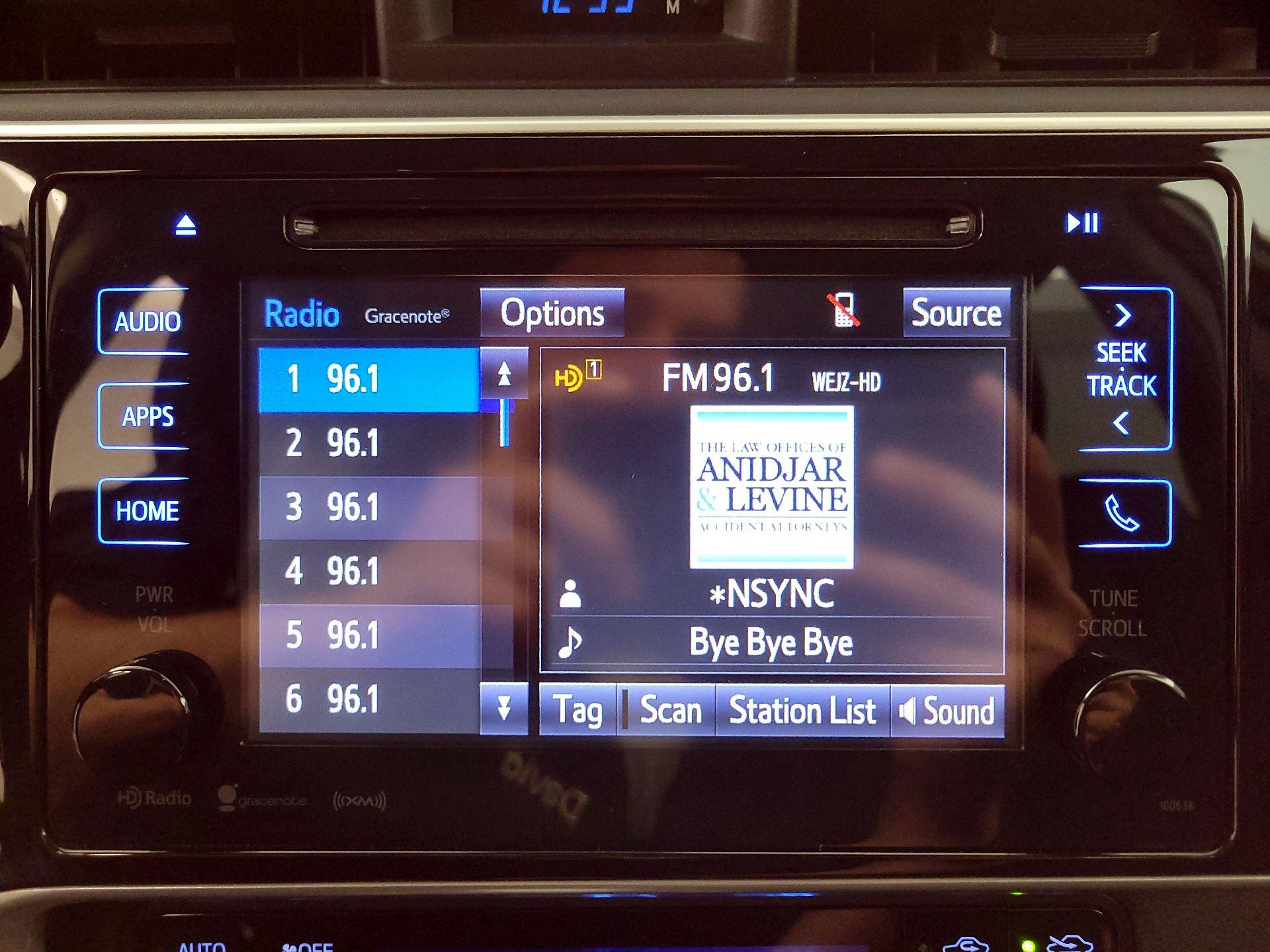 Thumbnail: 2017 Toyota Corolla - 15