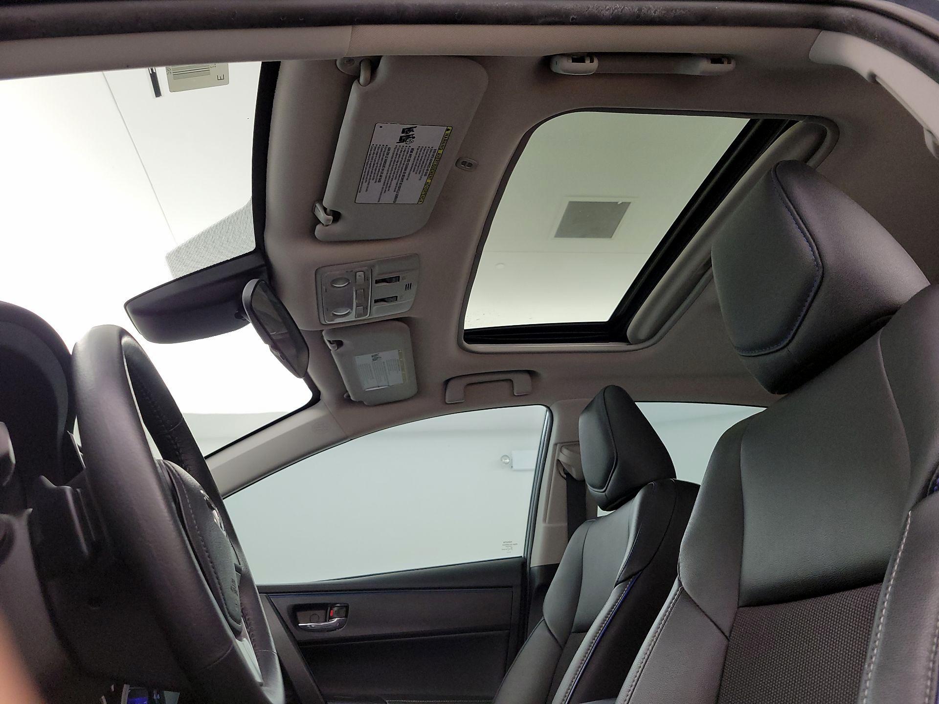 Thumbnail: 2017 Toyota Corolla - 19