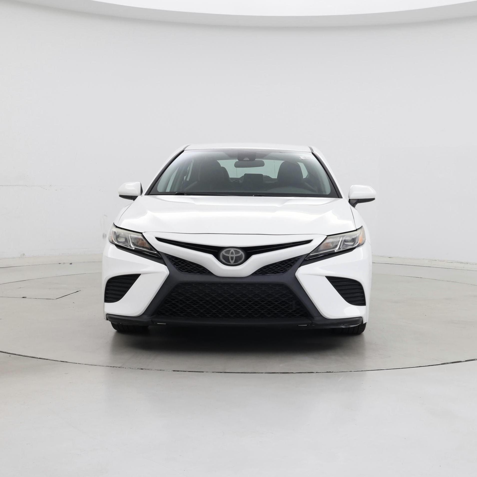 Thumbnail: 2019 Toyota Camry - 5