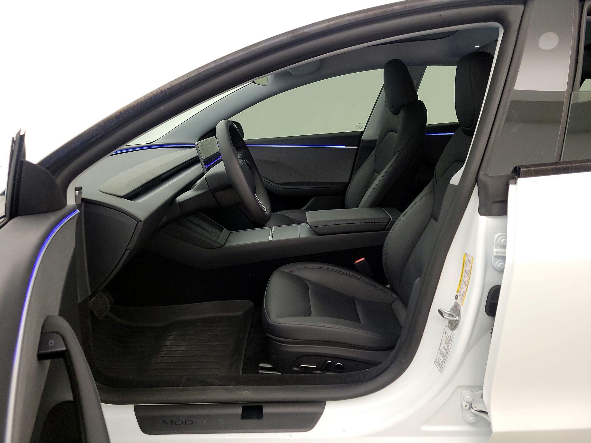 Thumbnail: 2025 Tesla Model 3 - 11