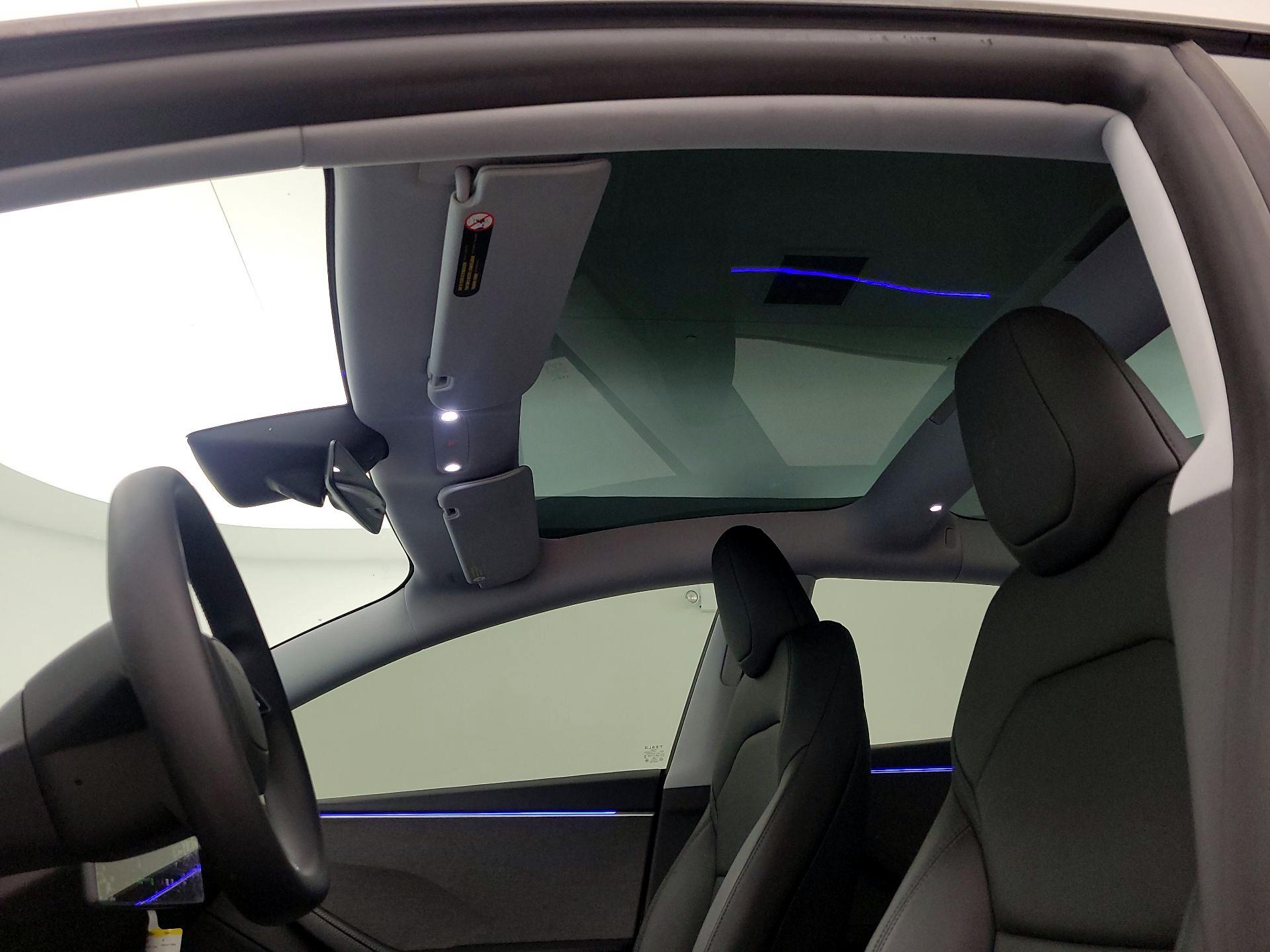 Thumbnail: 2025 Tesla Model 3 - 19