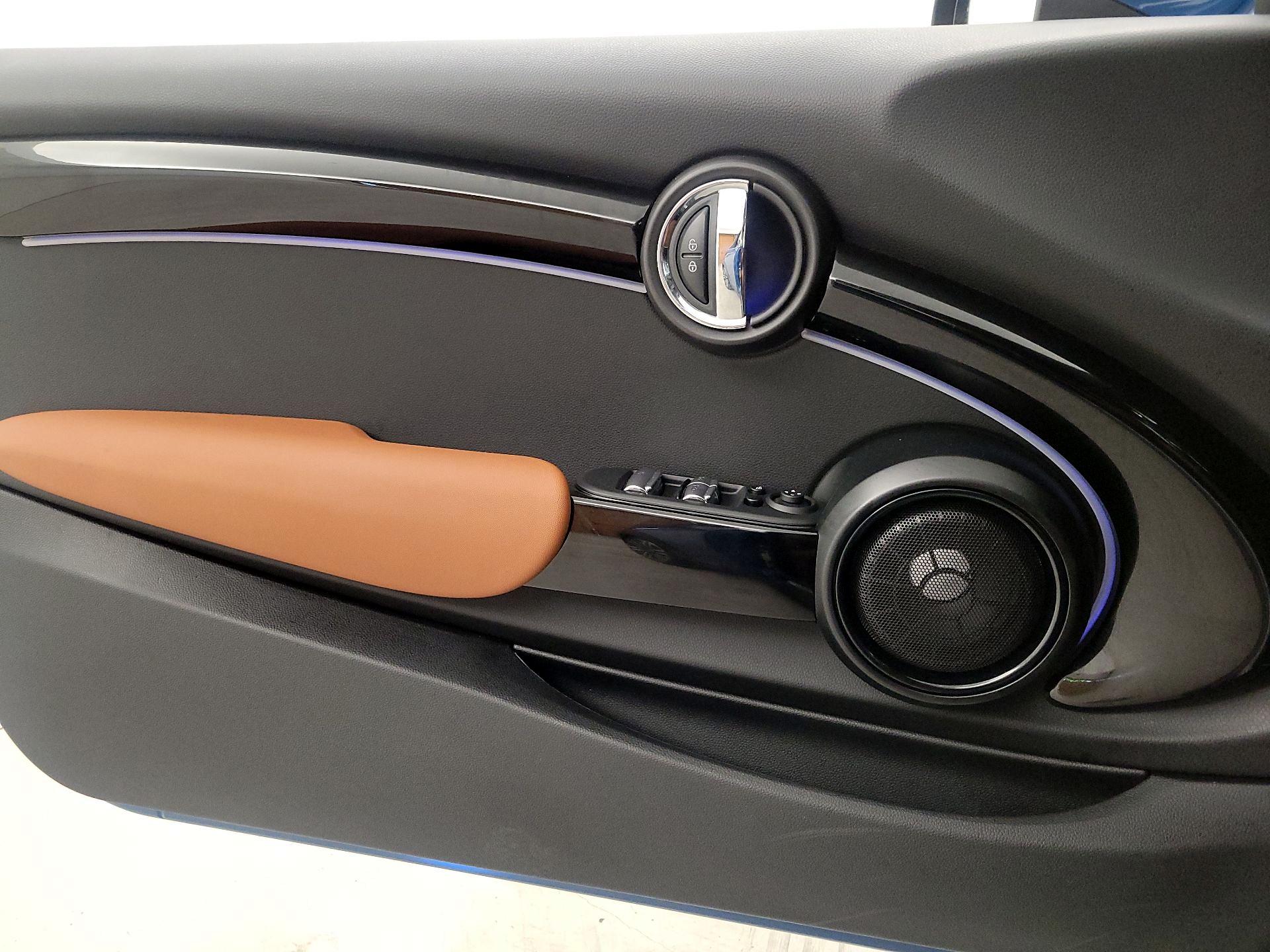 Thumbnail: 2023 MINI Cooper - 12