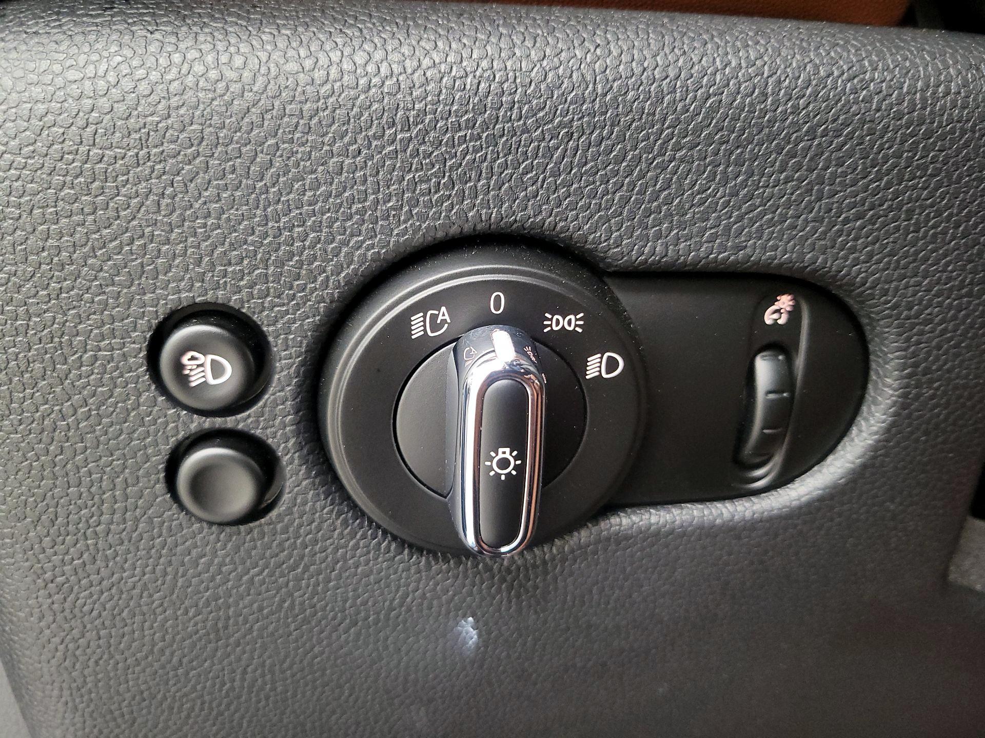 Thumbnail: 2023 MINI Cooper - 13