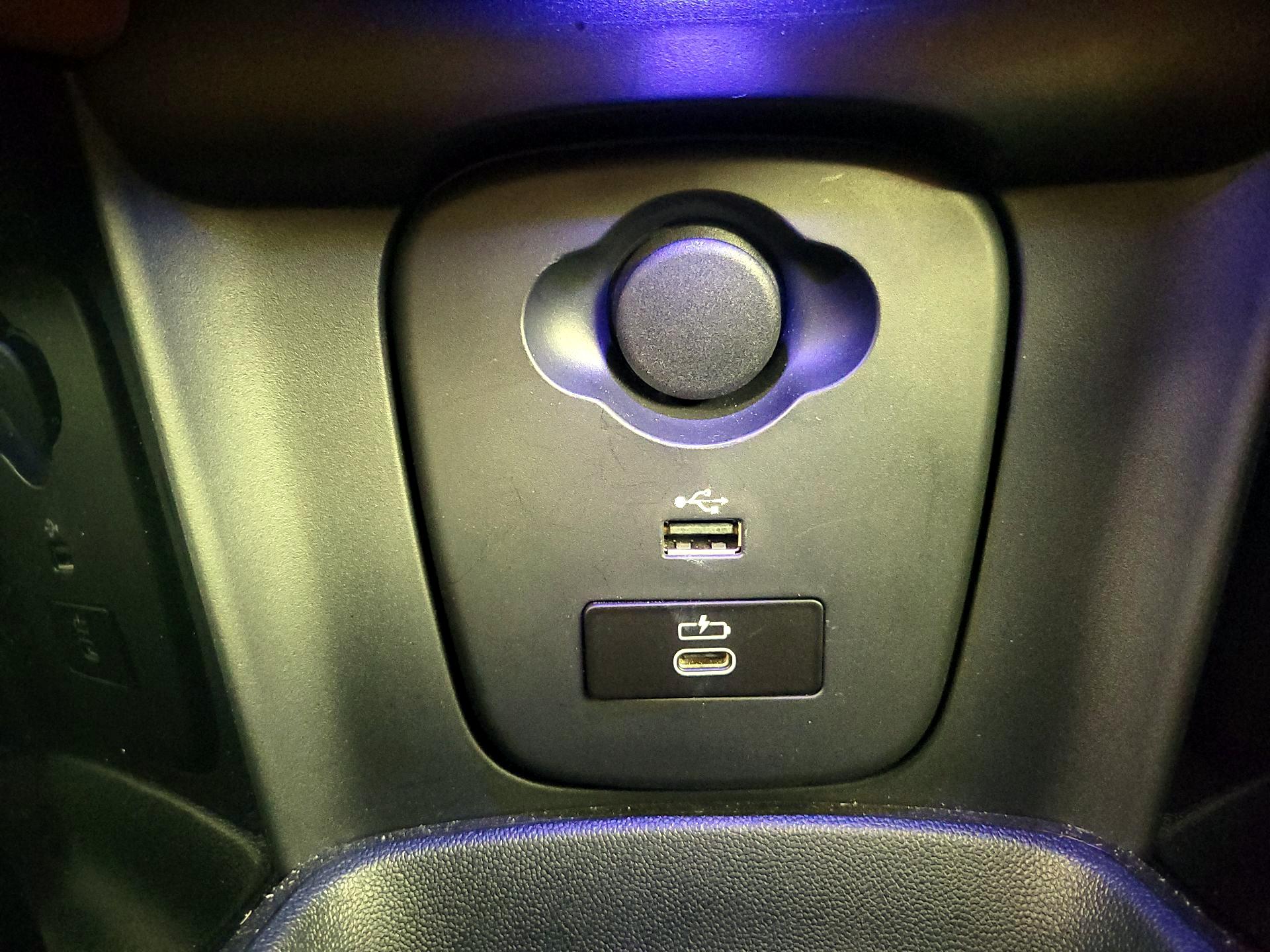 Thumbnail: 2023 MINI Cooper - 19