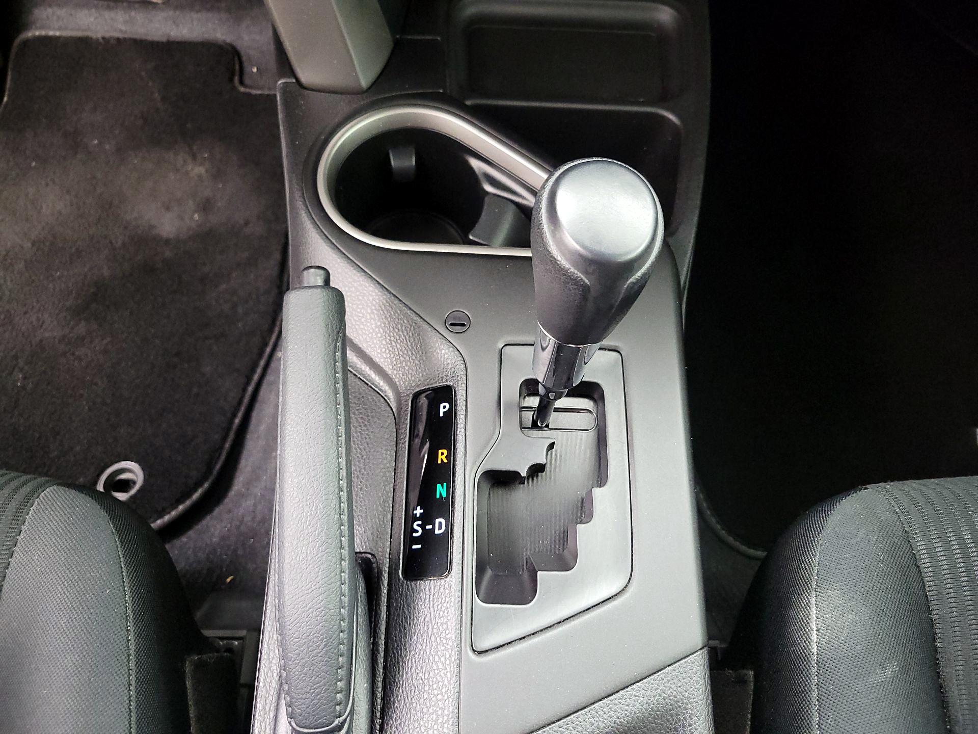 Thumbnail: 2017 Toyota RAV4 - 17